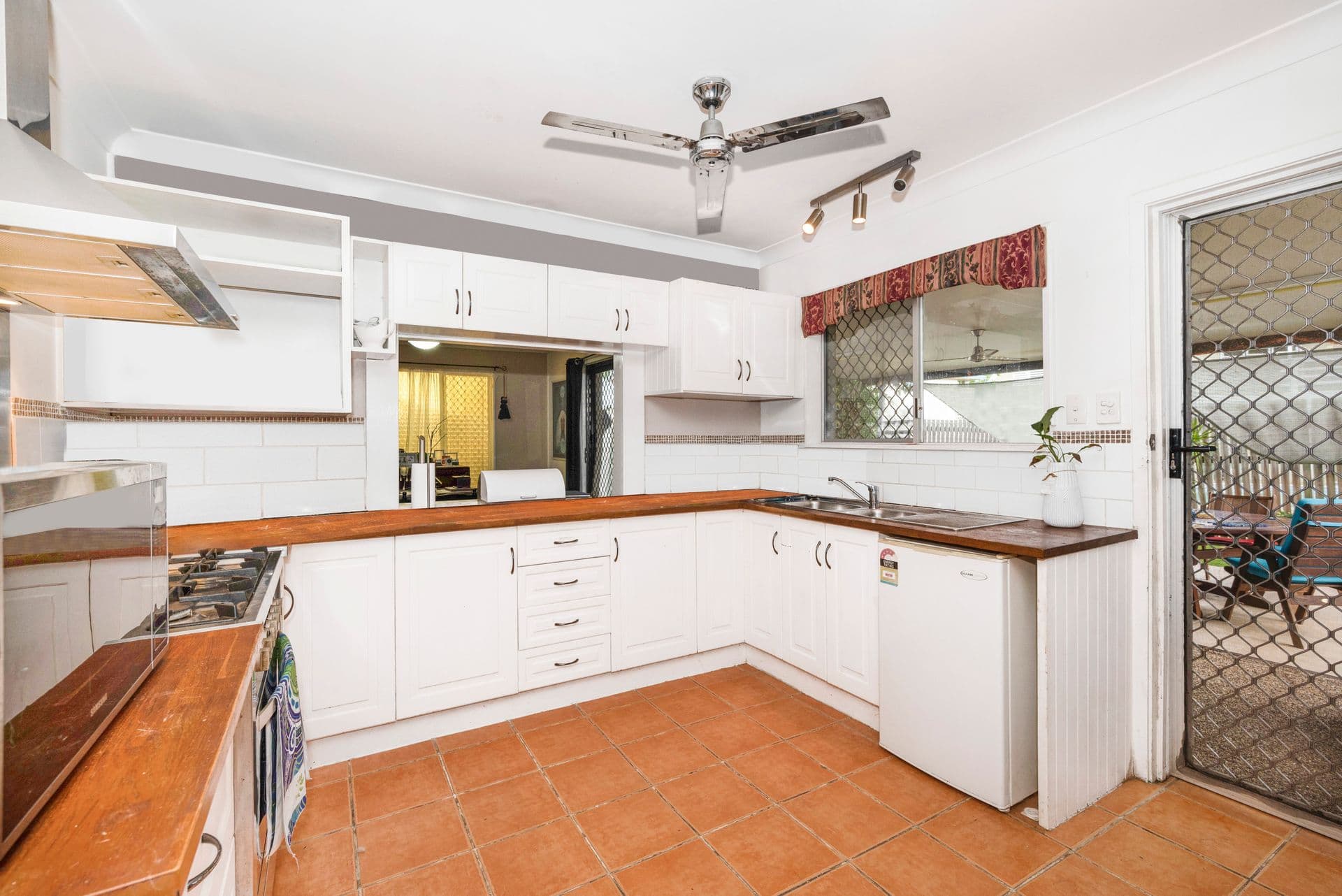 12 Kauri Court, Kirwan, QLD, 4817, Kirwan - Thumbnail 3