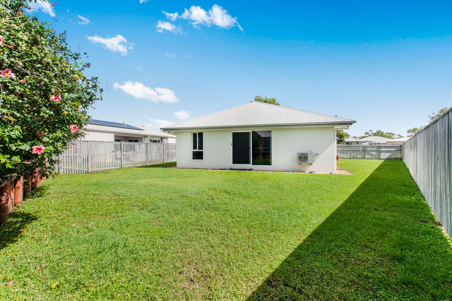 43 Hillock Crescent, Bushland Beach, QLD, 4818, Bushland Beach - Thumbnail 8