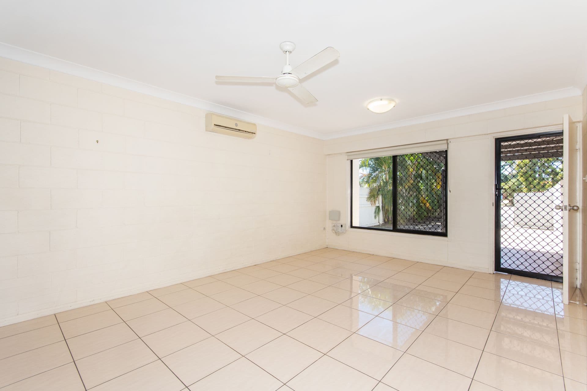 1/13 Narangi Street, Heatley, QLD, 4814, Heatley - Thumbnail 3