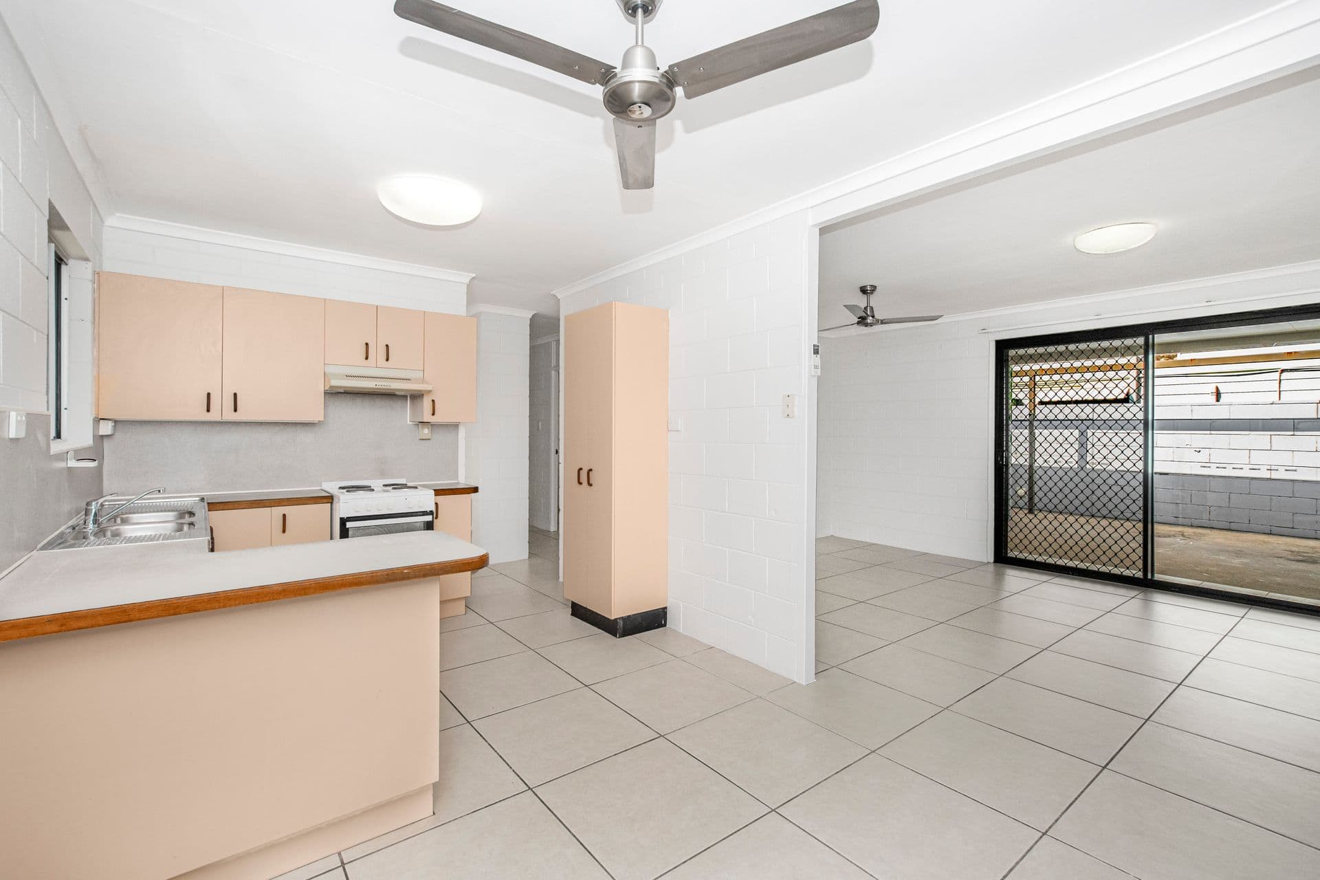 10 Mallee Street, Condon, QLD, 4815, Condon - Thumbnail 3