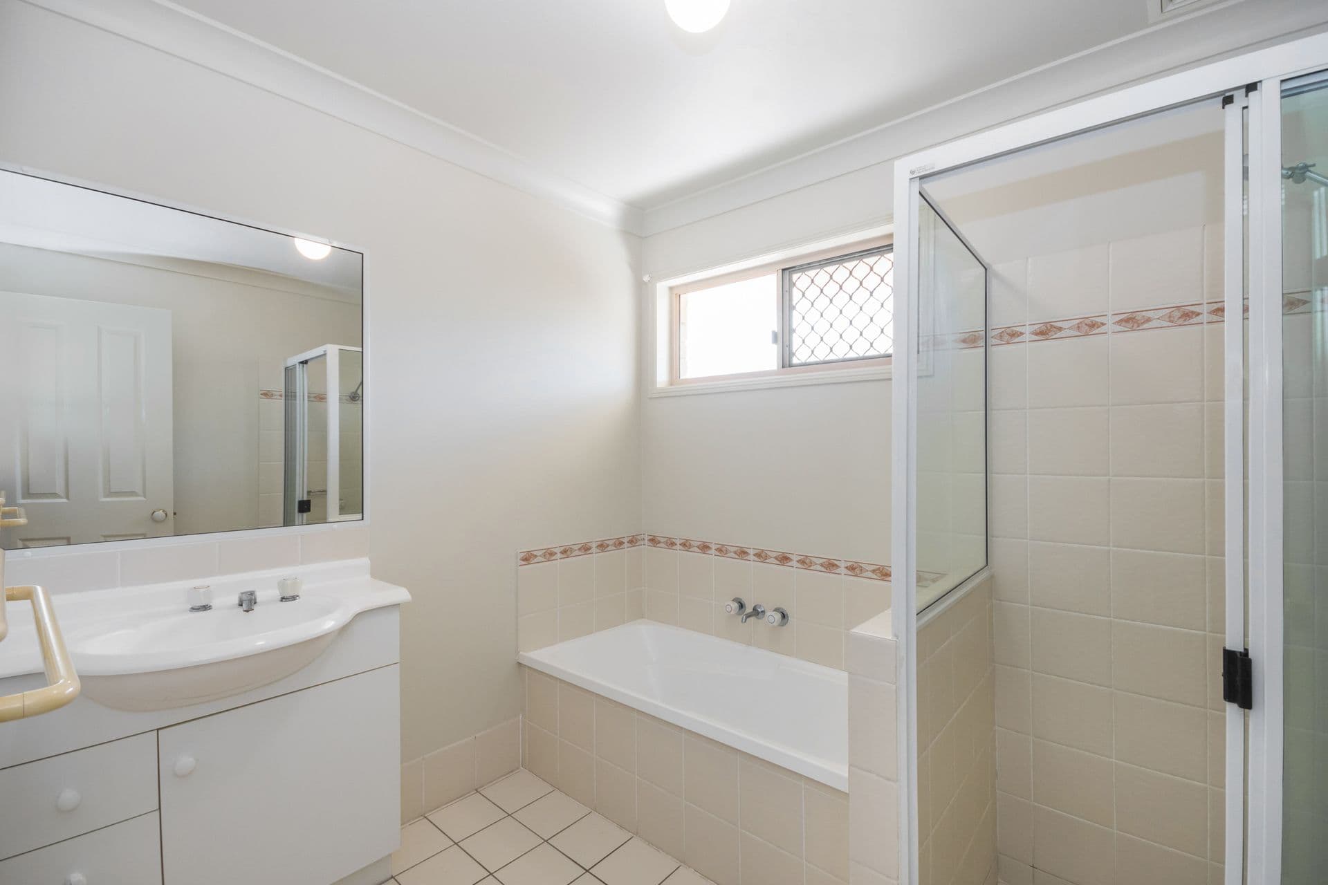 14 Finlay Court, Kirwan, QLD, 4817, Kirwan - Thumbnail 5