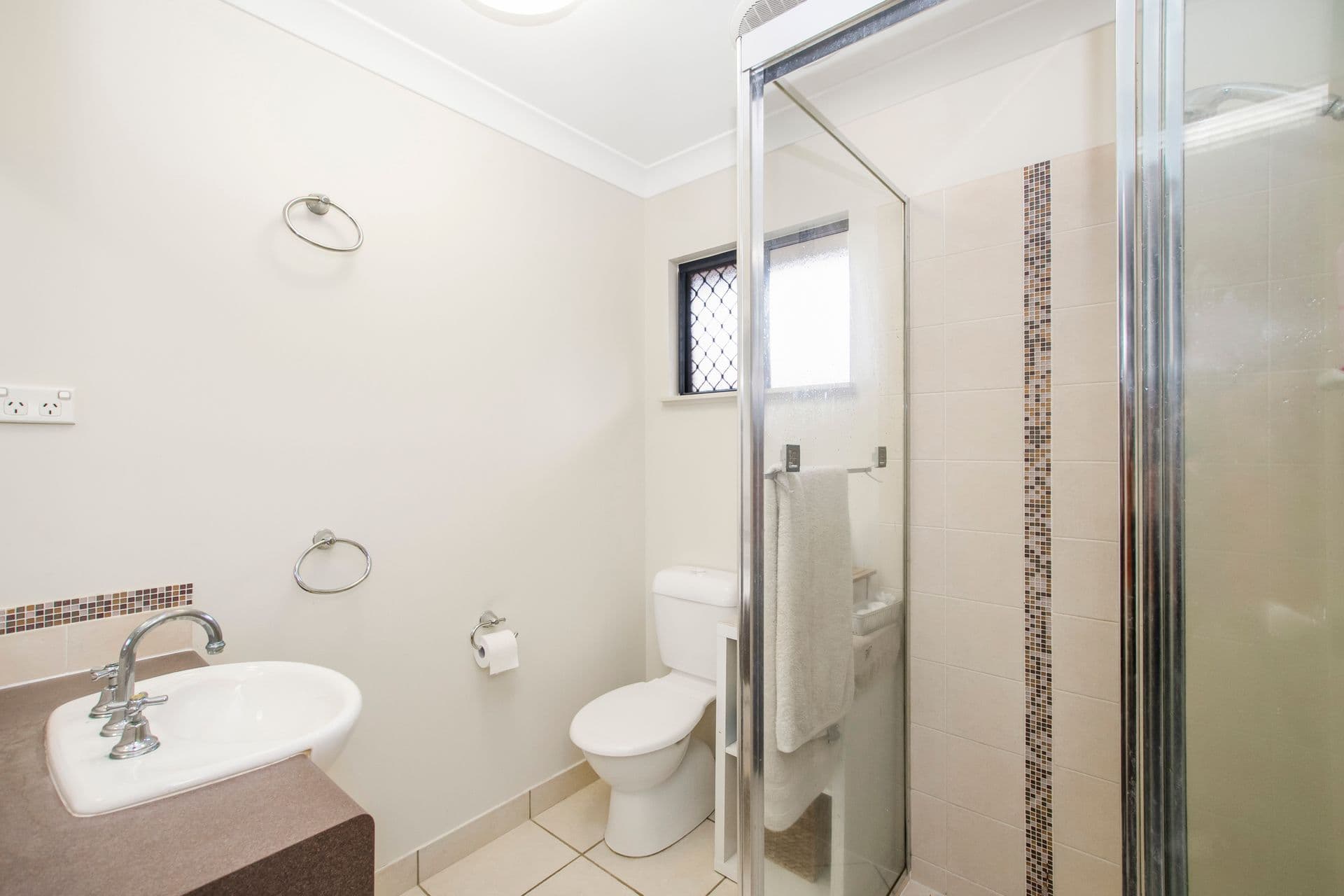 9 Malabar Street, Condon, QLD, 4815, Condon - Thumbnail 5