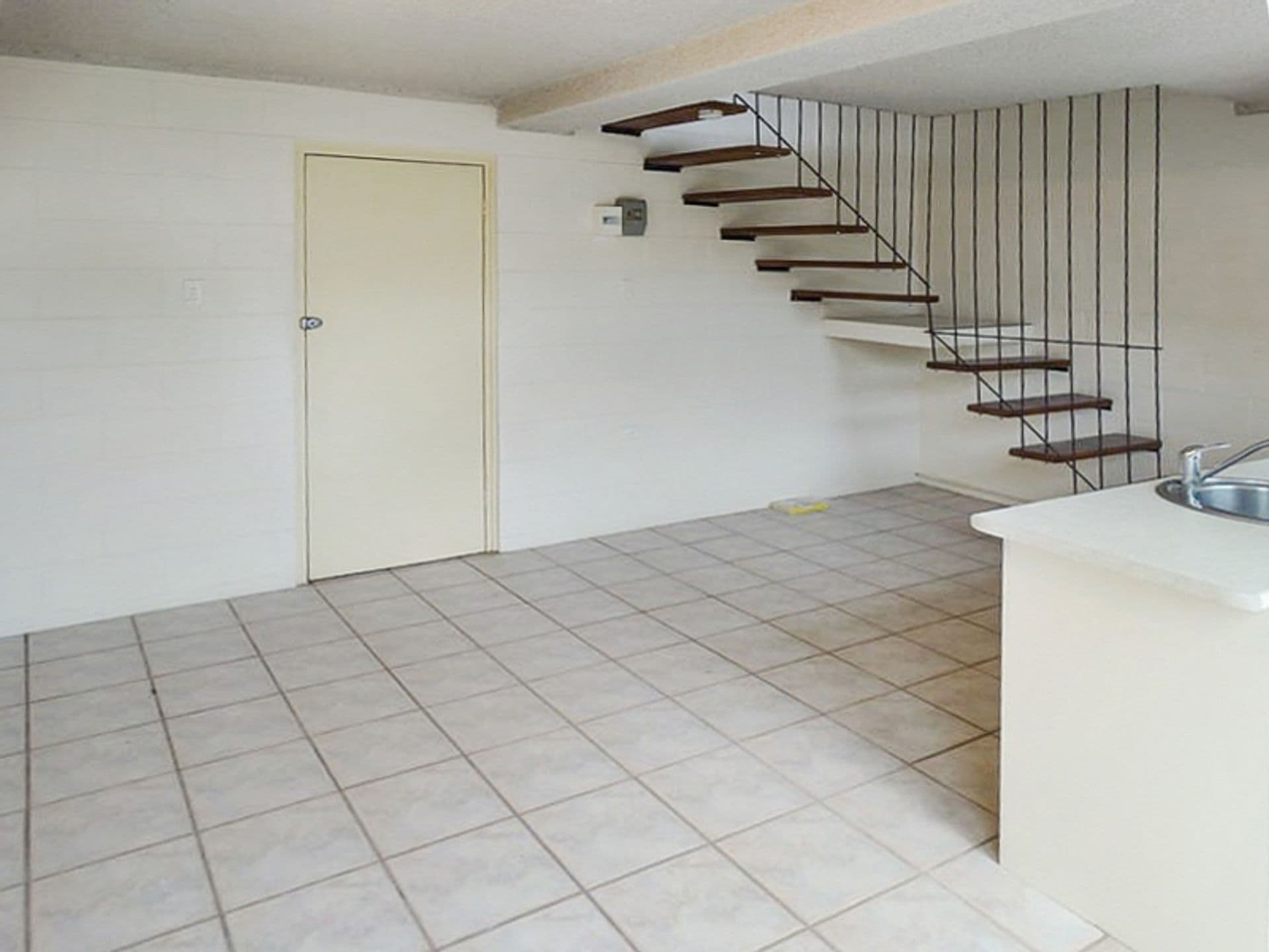 10/39 Cook Street, North Ward, QLD, 4810, North Ward - Thumbnail 2
