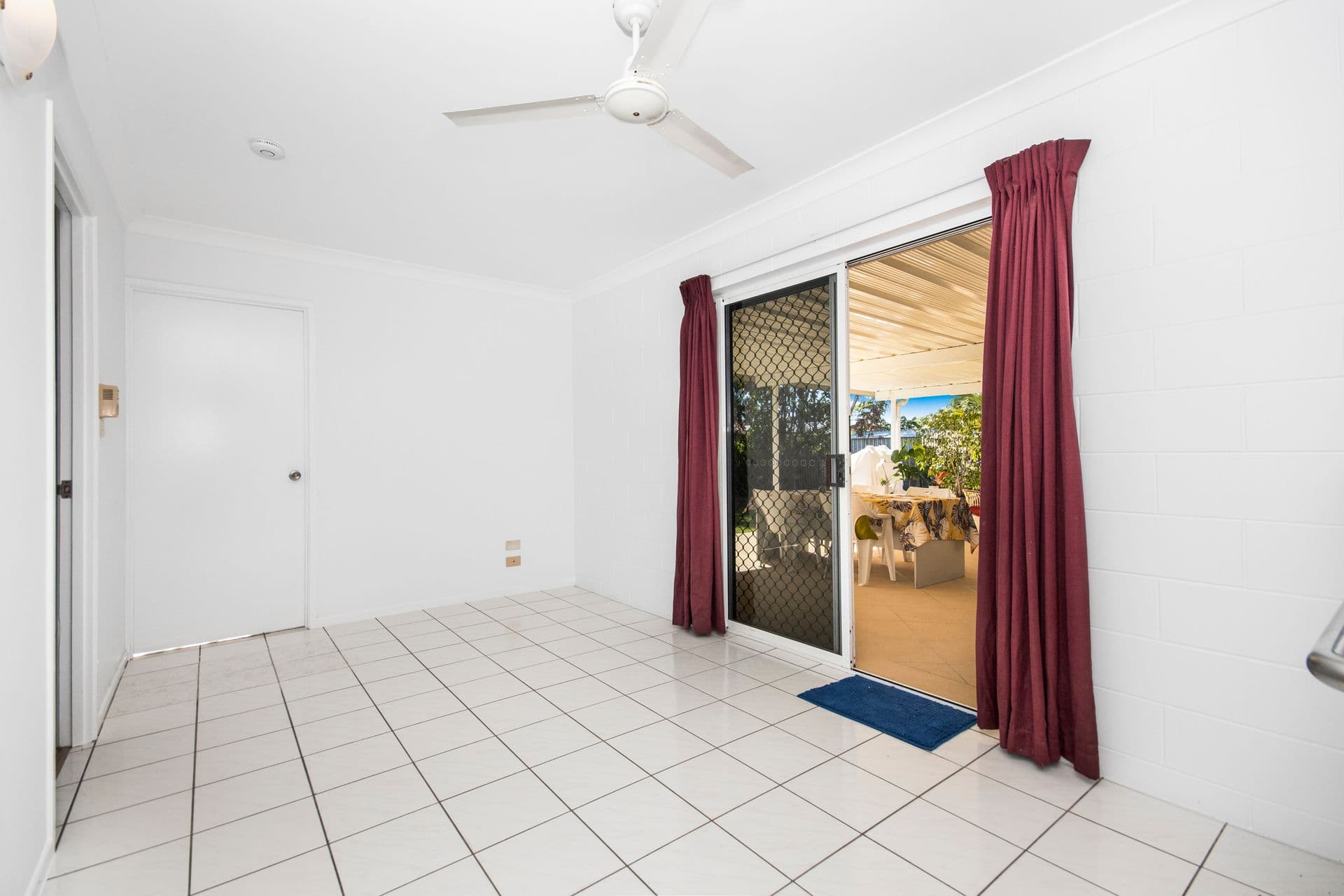 43 Feeney Avenue, Rasmussen, QLD, 4815, Rasmussen - Thumbnail 2