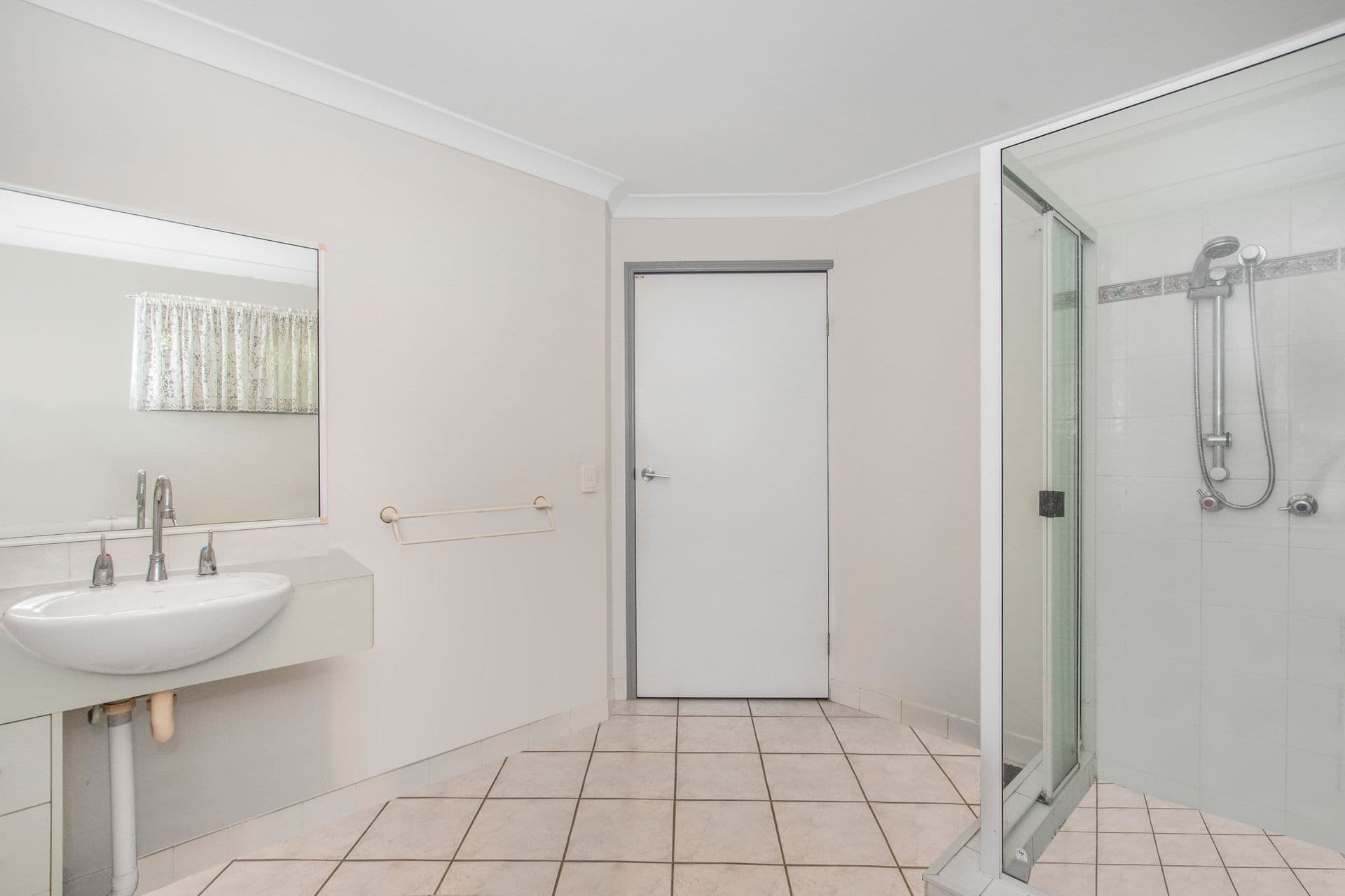 6 Cardwell Court, Kirwan, QLD, 4817, Kirwan - Thumbnail 5
