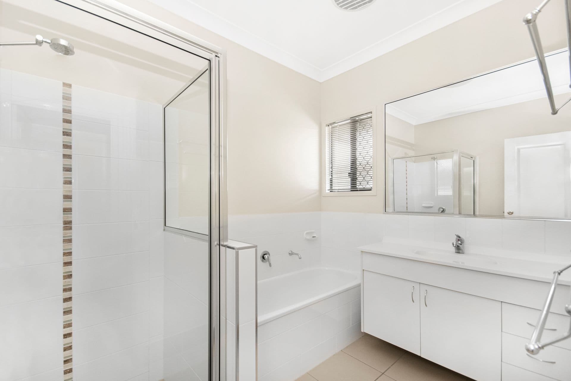 3 Sandon Place, Kelso, QLD, 4815, Kelso - Thumbnail 8