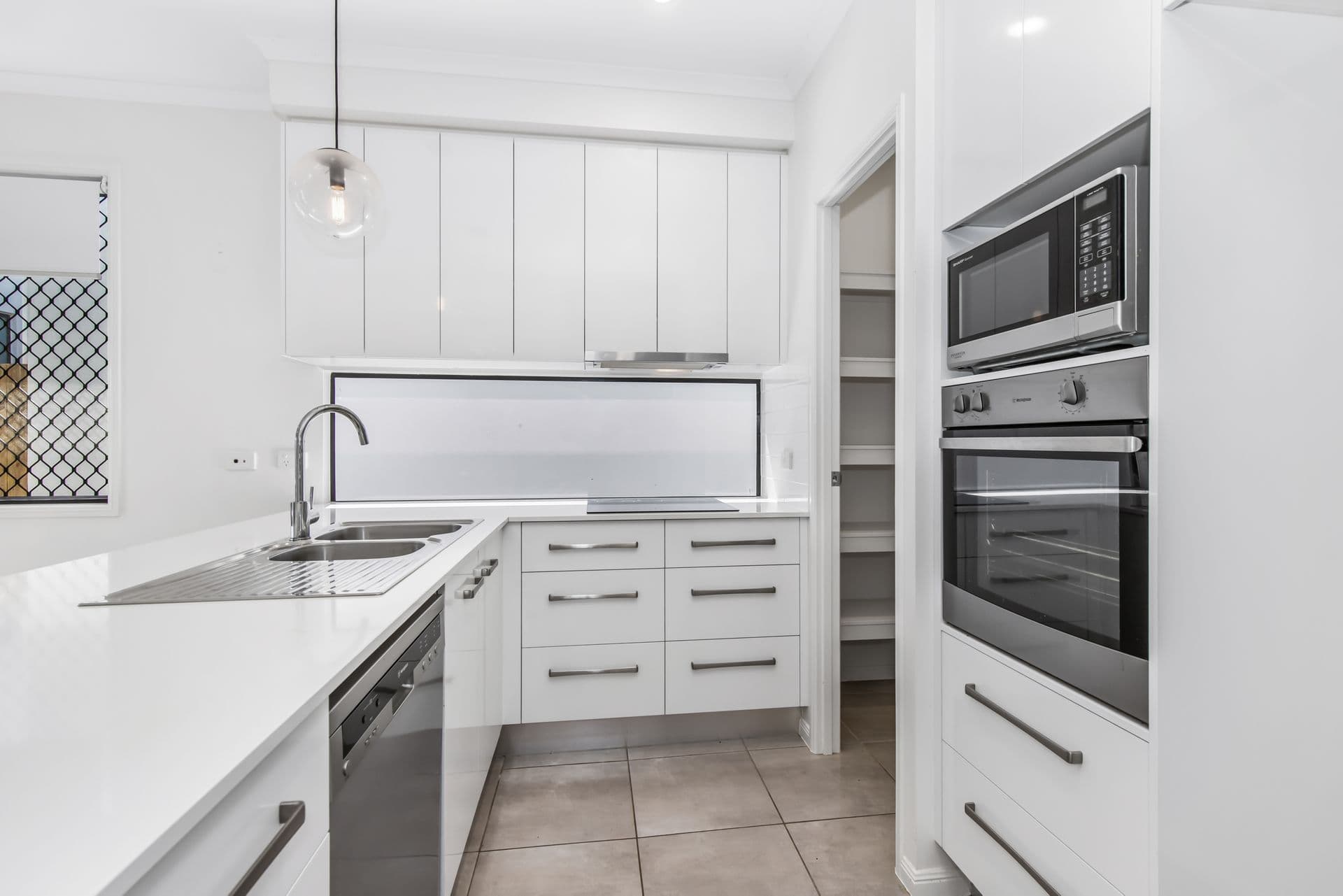 61 Masthead Avenue, Burdell, QLD, 4818, Burdell - Thumbnail 2