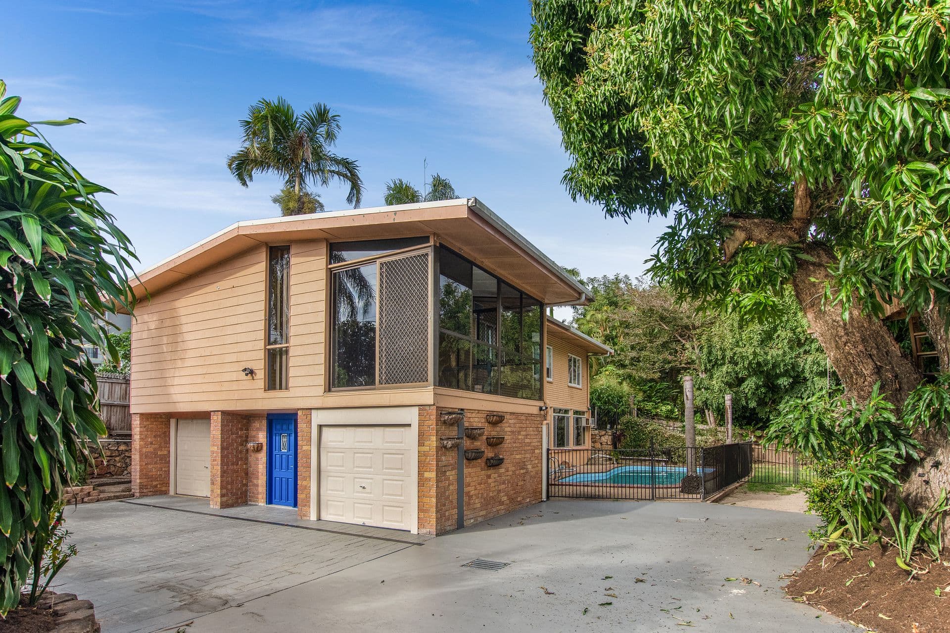 218 Kings Road, Mysterton, QLD, 4812, Mysterton - Thumbnail 2
