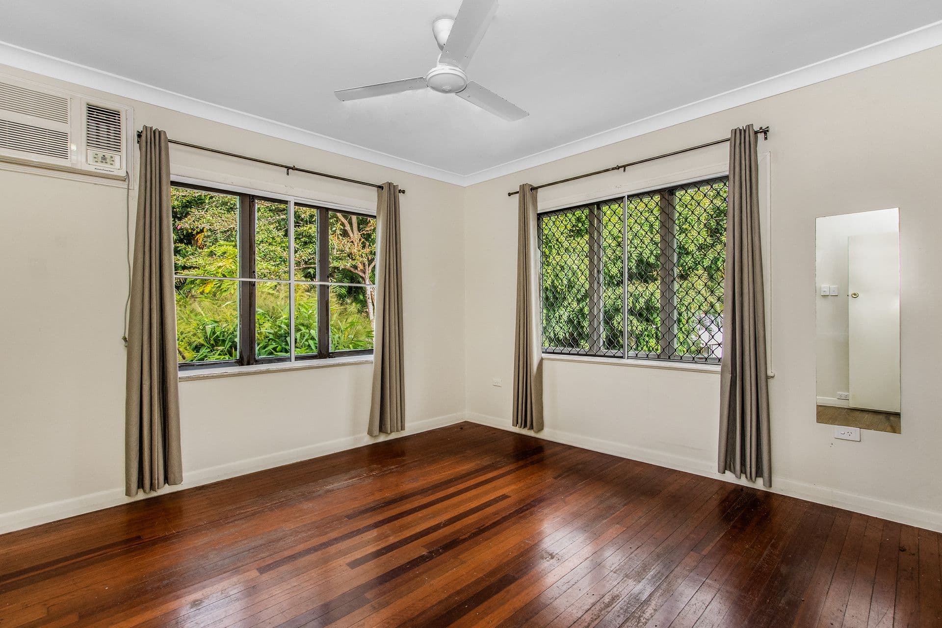 218 Kings Road, Mysterton, QLD, 4812, Mysterton - Thumbnail 8