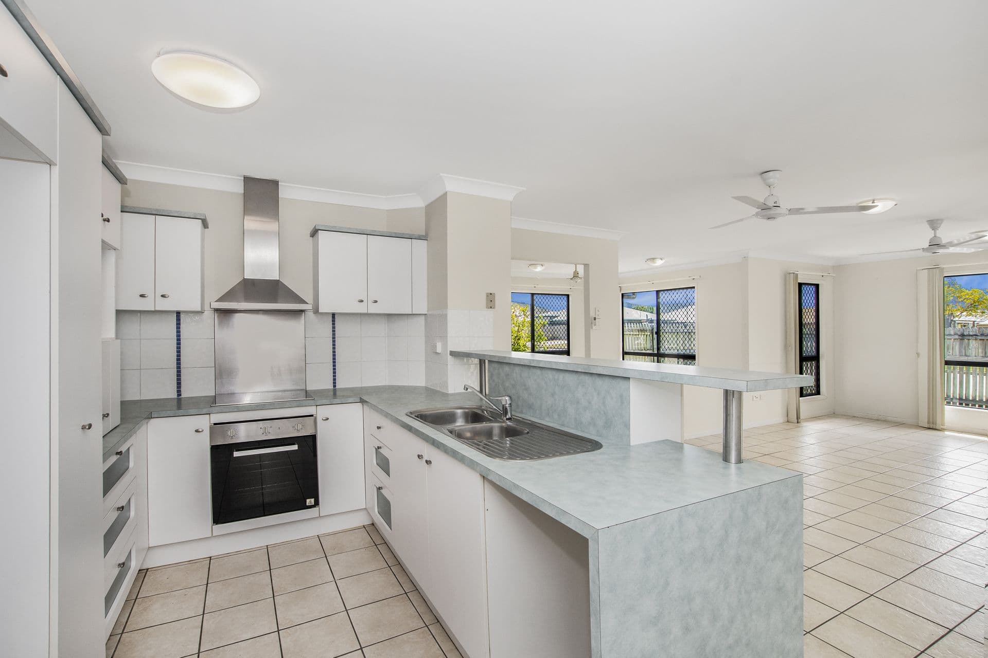 2 Berry Court, Kirwan, QLD, 4817, Kirwan - Thumbnail 3