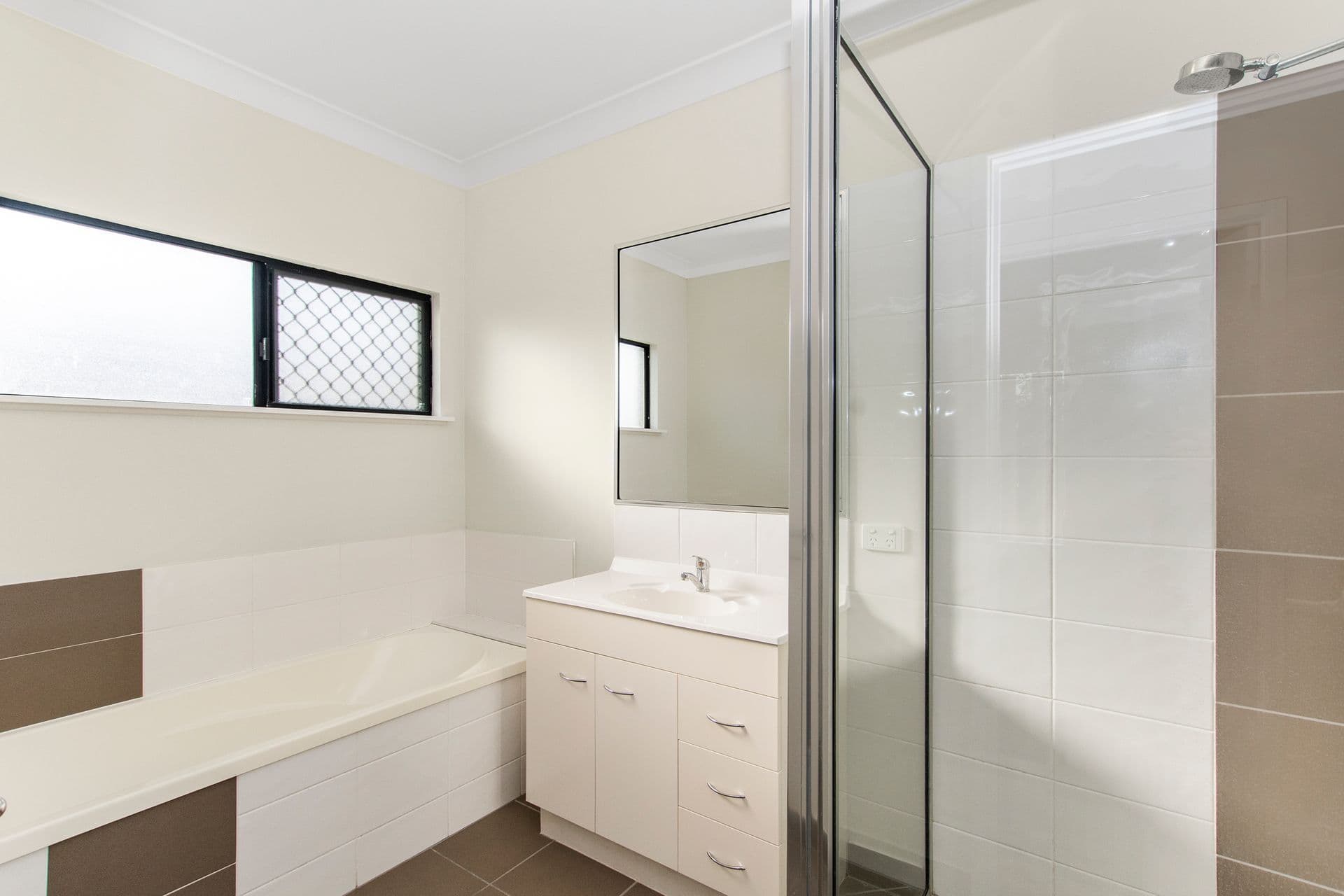 30 Currawinya Court, Bushland Beach, QLD, 4818, Bushland Beach - Thumbnail 8