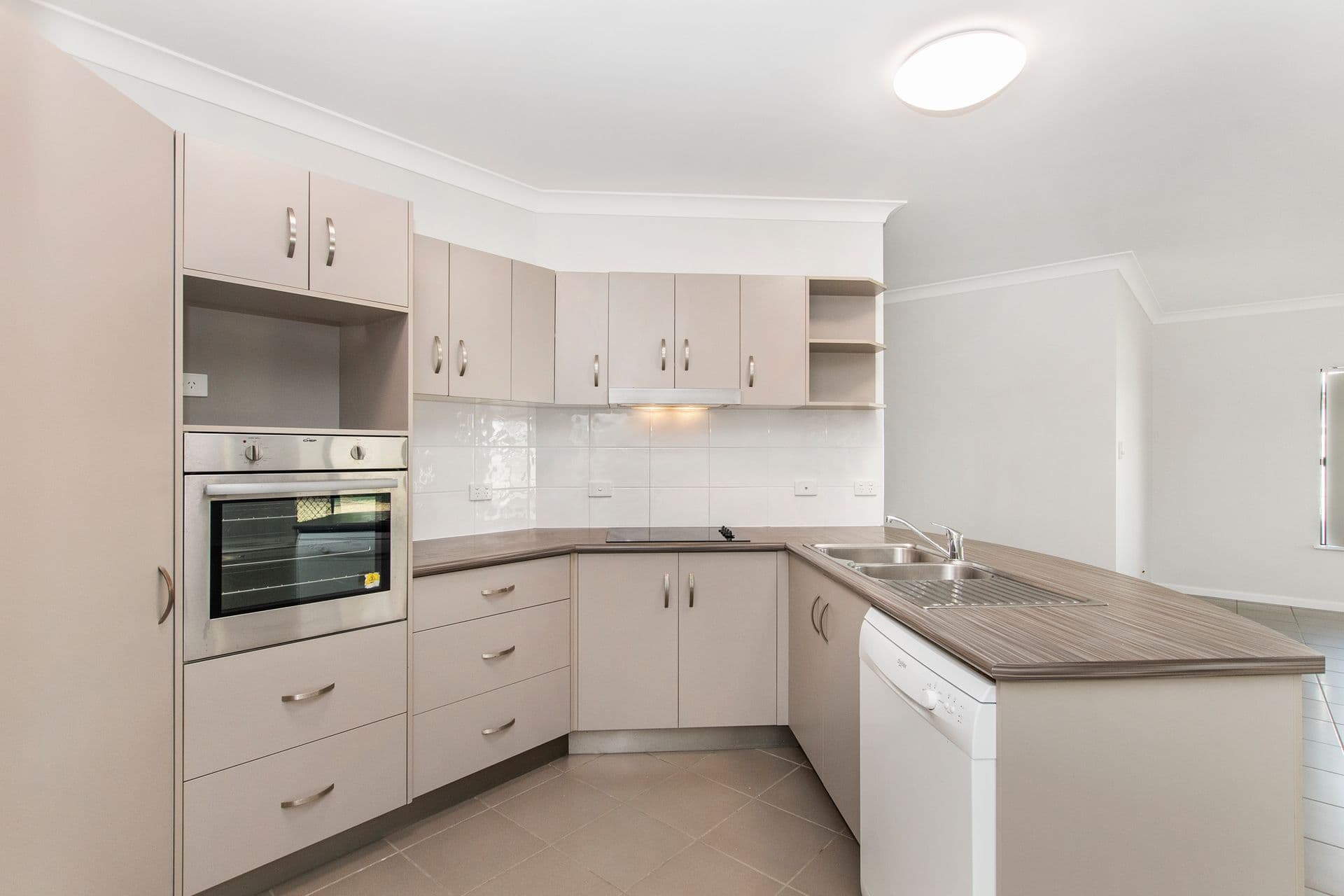 30 Currawinya Court, Bushland Beach, QLD, 4818, Bushland Beach - Thumbnail 3