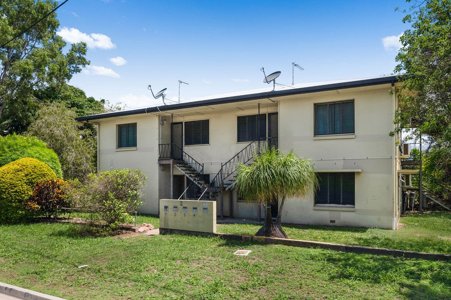 1/2 Haymarket Street, Hyde Park, QLD, 4812, Hyde Park - Image 1