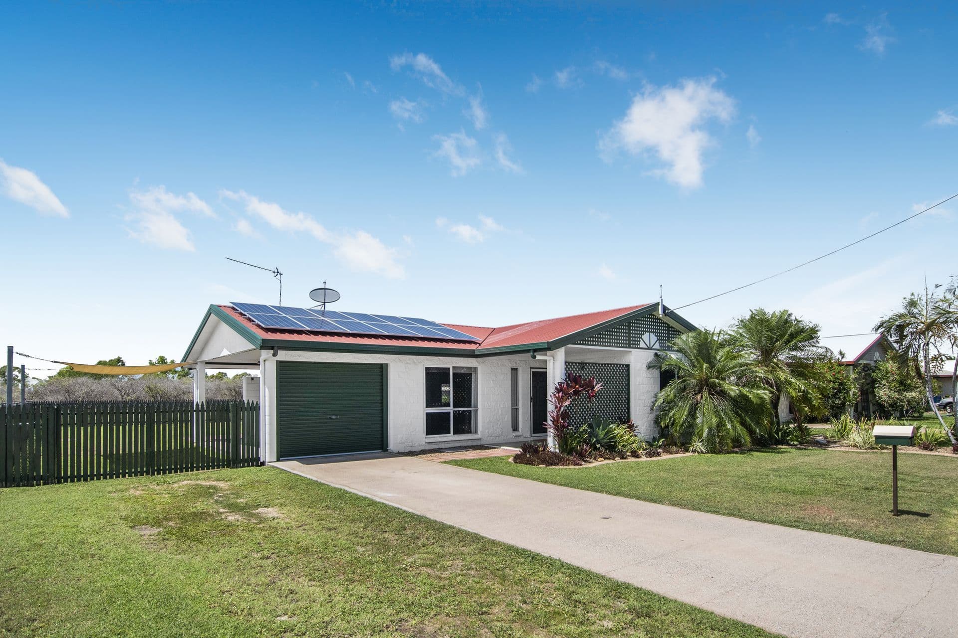 2 Monika Court, Rasmussen, QLD, 4815, Rasmussen - Image 1