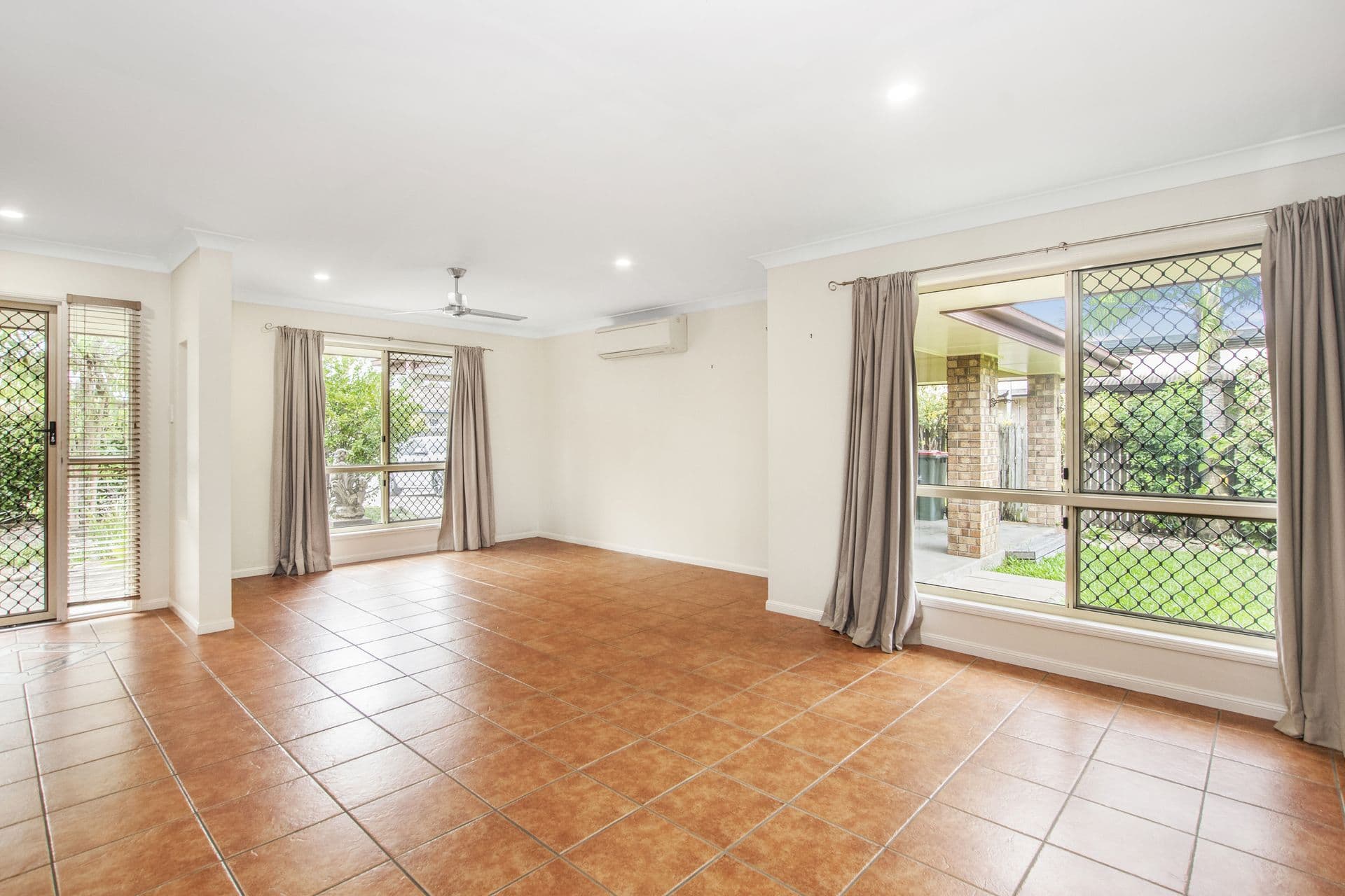 9 Gernika Court, Bushland Beach, QLD, 4818, Bushland Beach - Thumbnail 3
