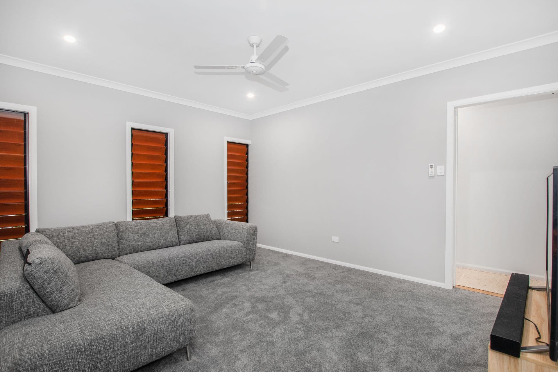 21 Fernbank Parade, Idalia, QLD, 4811, Idalia - Thumbnail 5