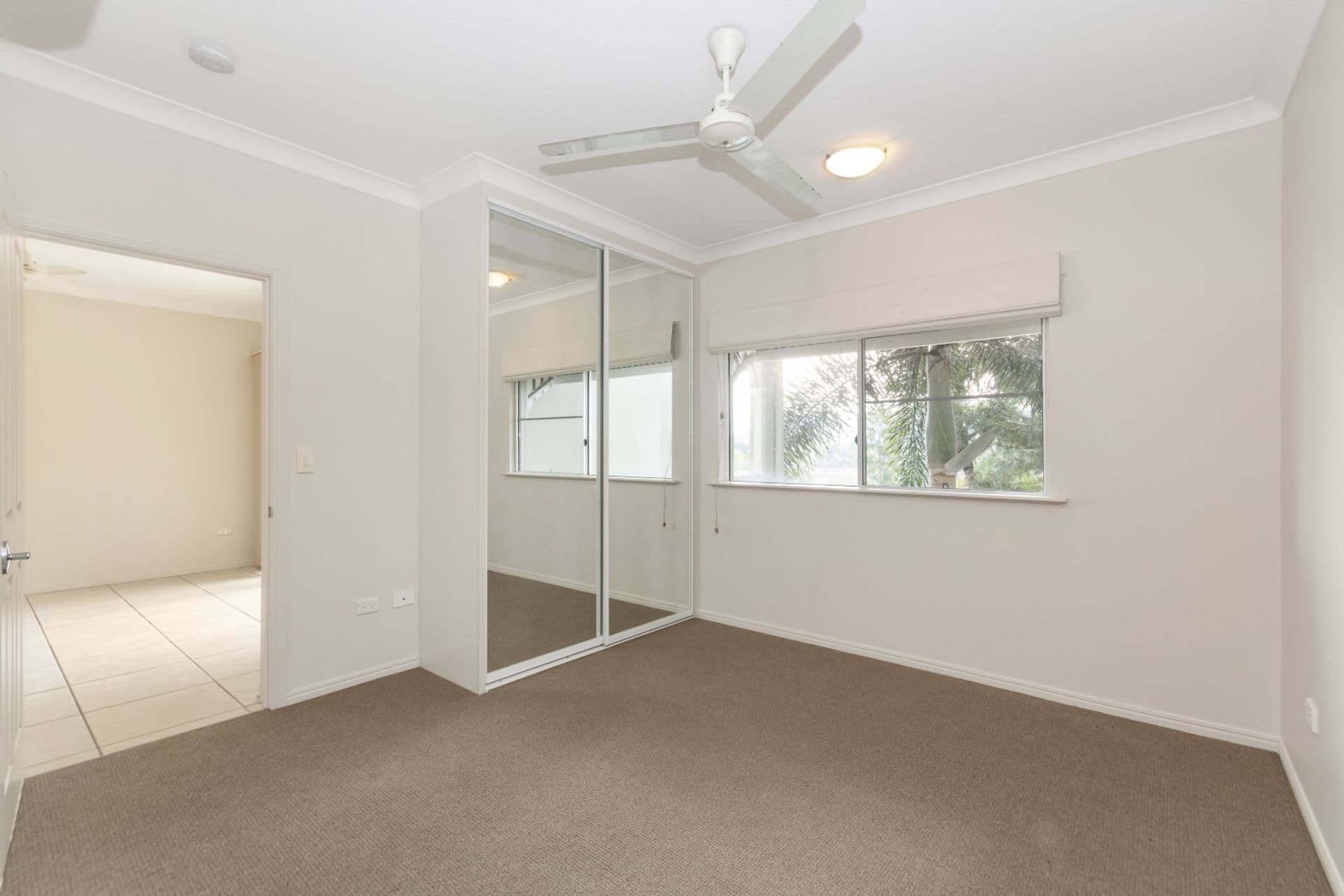 9/12-14 Martinez Avenue, West End, QLD, 4810, West End - Thumbnail 4
