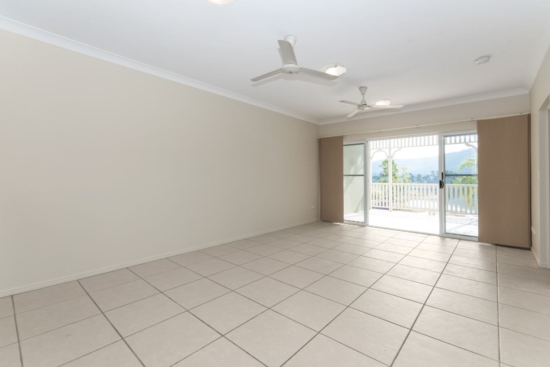 9/12-14 Martinez Avenue, West End, QLD, 4810, West End - Thumbnail 2
