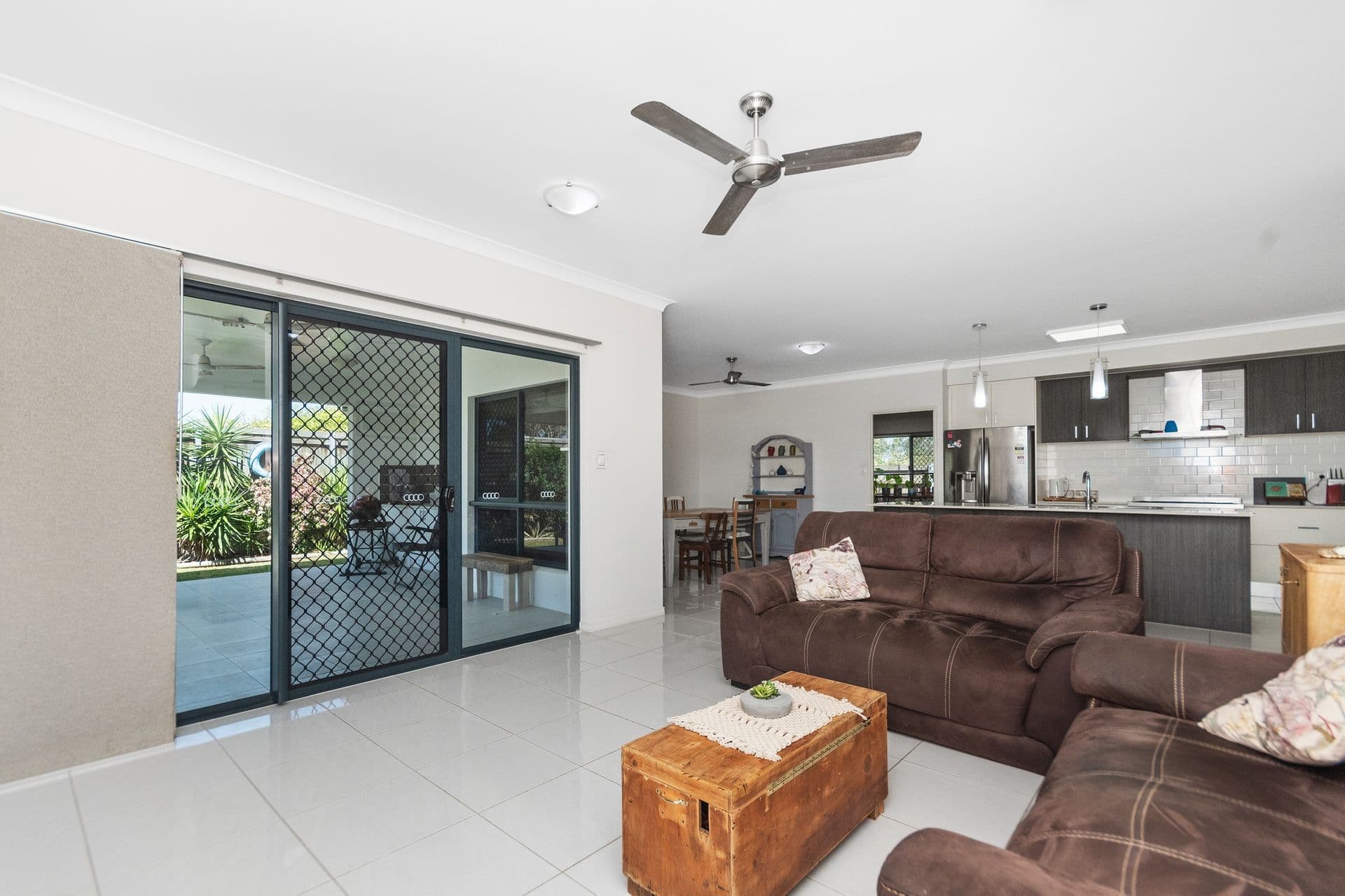 50 Poinsettia Drive, Bohle Plains, QLD, 4817, Bohle Plains - Thumbnail 3