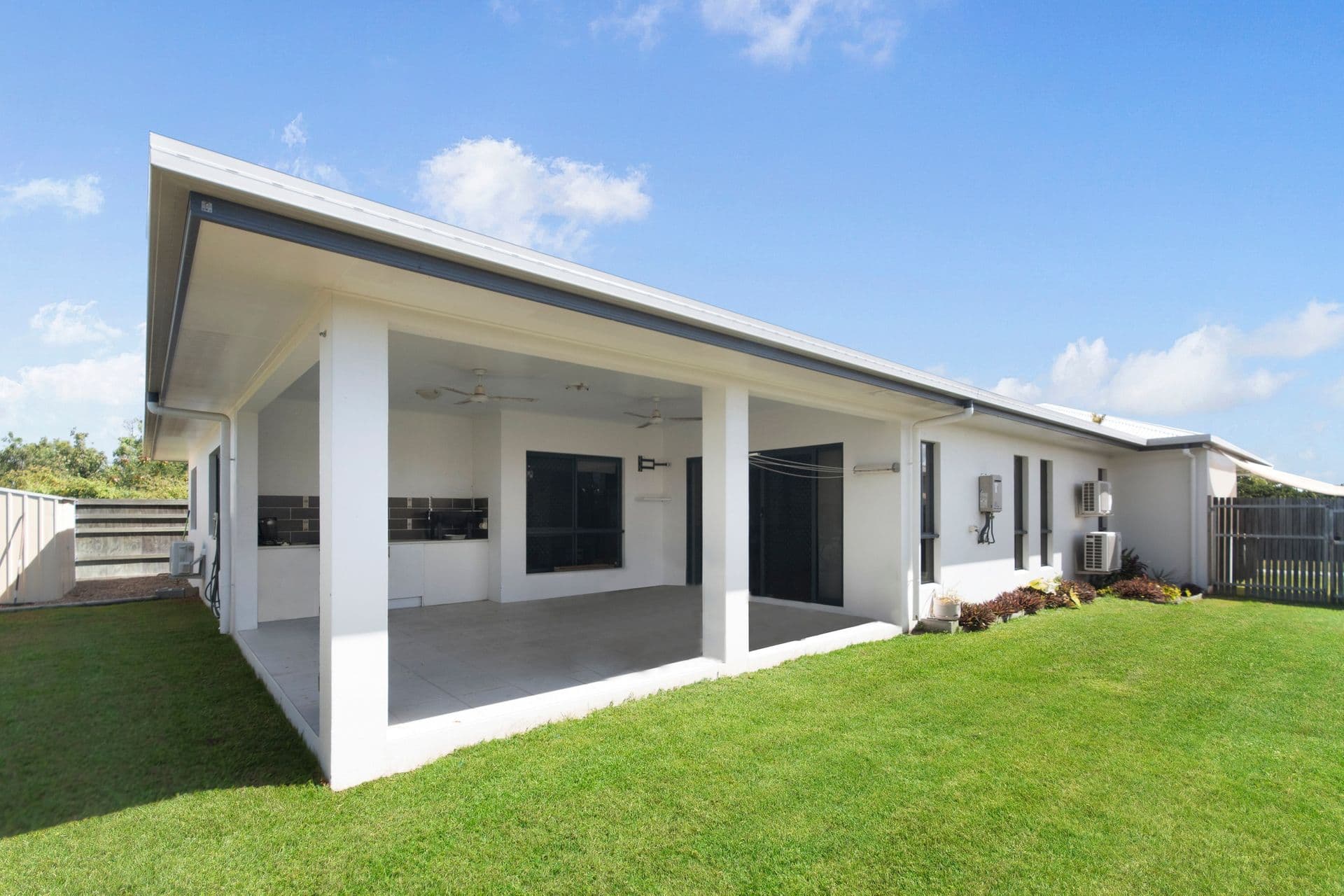 50 Poinsettia Drive, Bohle Plains, QLD, 4817, Bohle Plains - Thumbnail 4