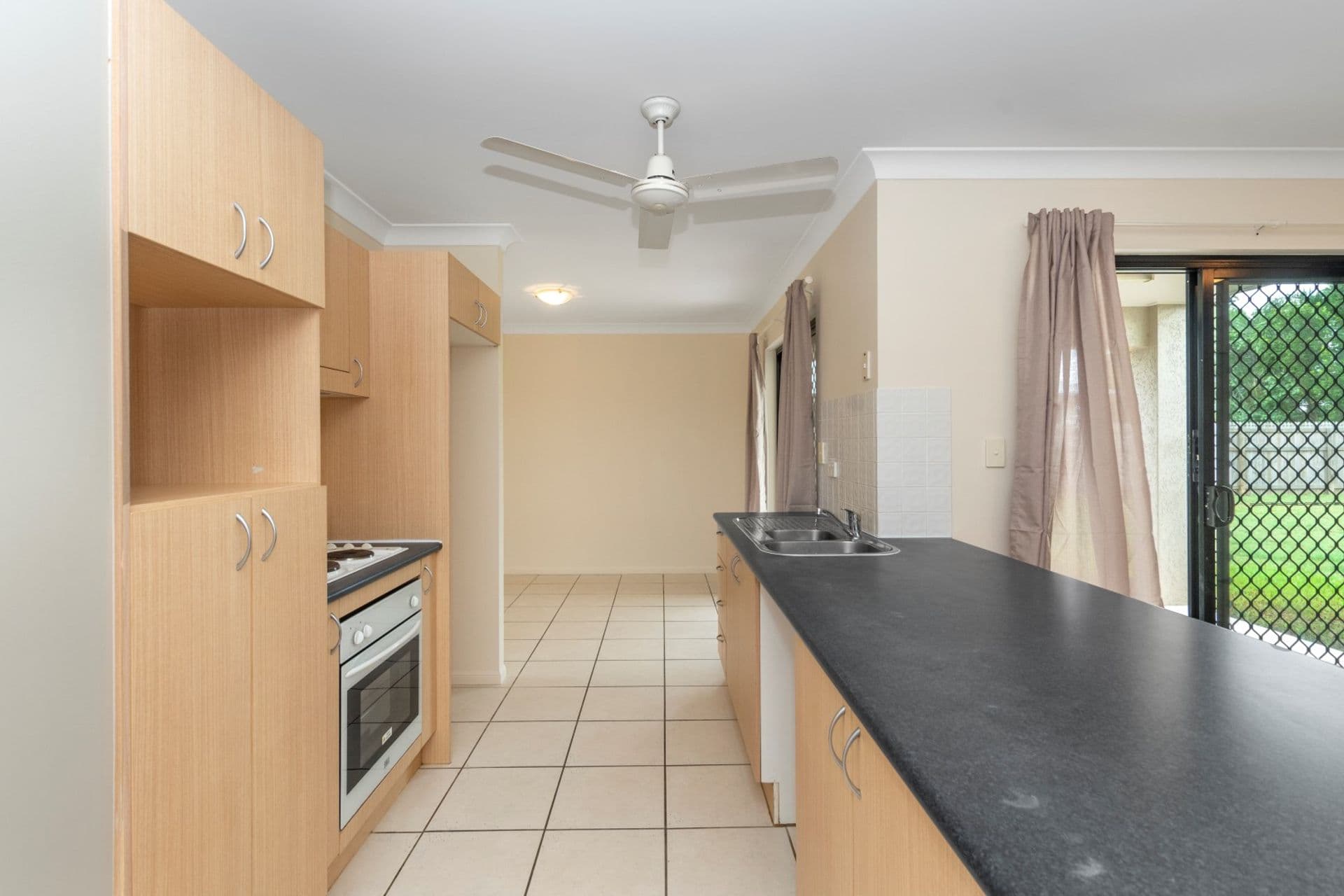 70 Beau Park Drive, Burdell, QLD, 4818, Burdell - Thumbnail 3