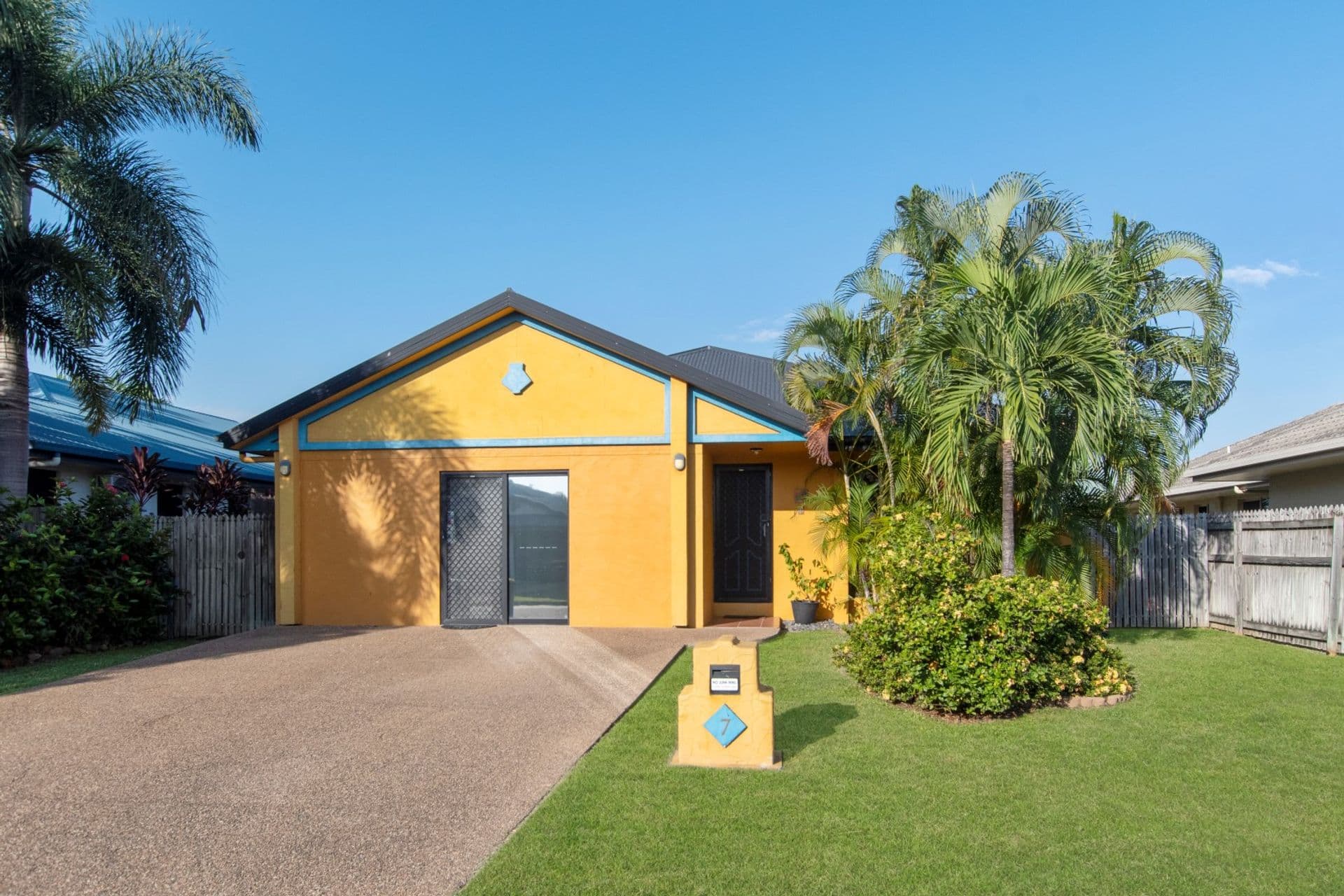 7 Spencer Avenue, Kirwan, QLD, 4817, Kirwan - Image 1