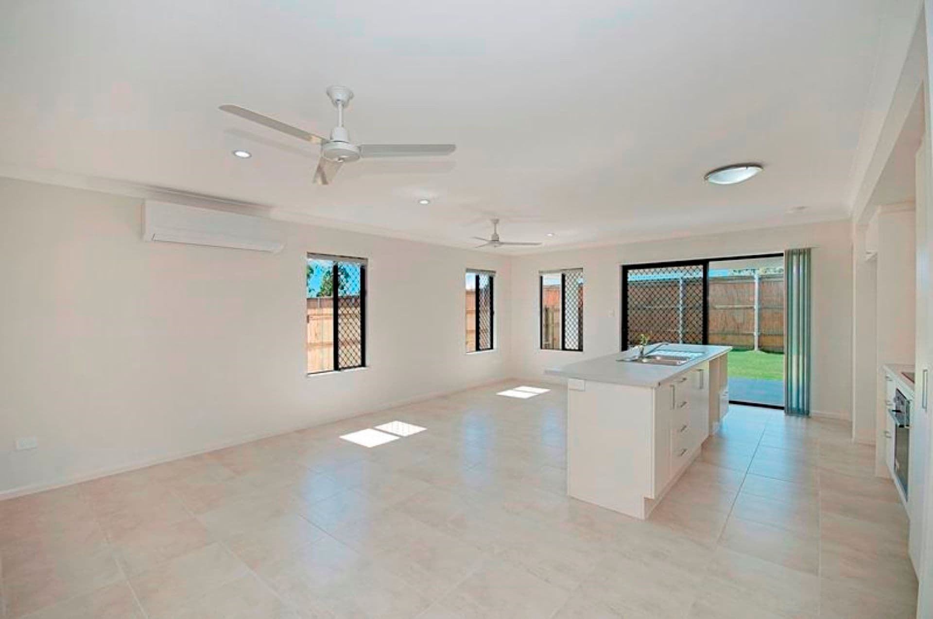 58 Poinsettia Drive, Bohle Plains, QLD, 4817, Bohle Plains - Thumbnail 3