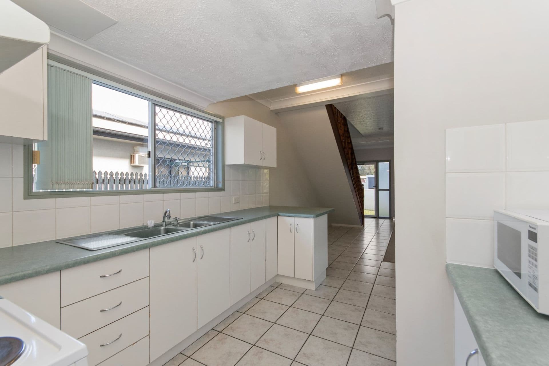 2/5 Mulligan Street, Mundingburra, QLD, 4812, Mundingburra - Thumbnail 3