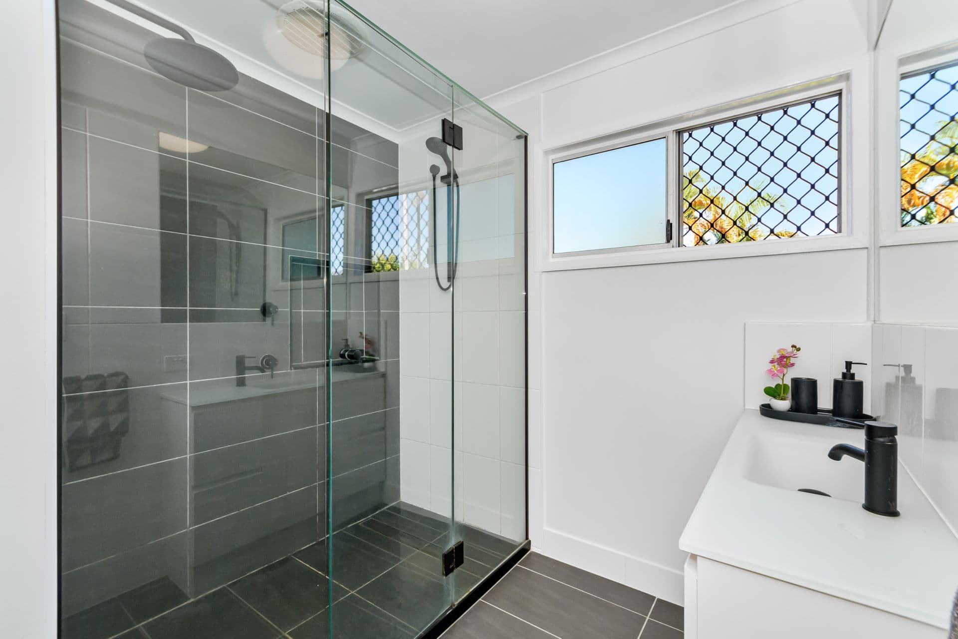 13 Valencia Street, Kirwan, QLD, 4817, Kirwan - Thumbnail 6