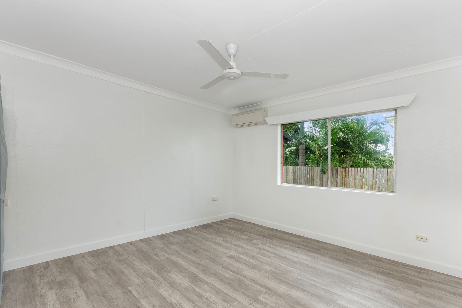 211 Hugh Street, Currajong, QLD, 4812, Currajong - Thumbnail 7