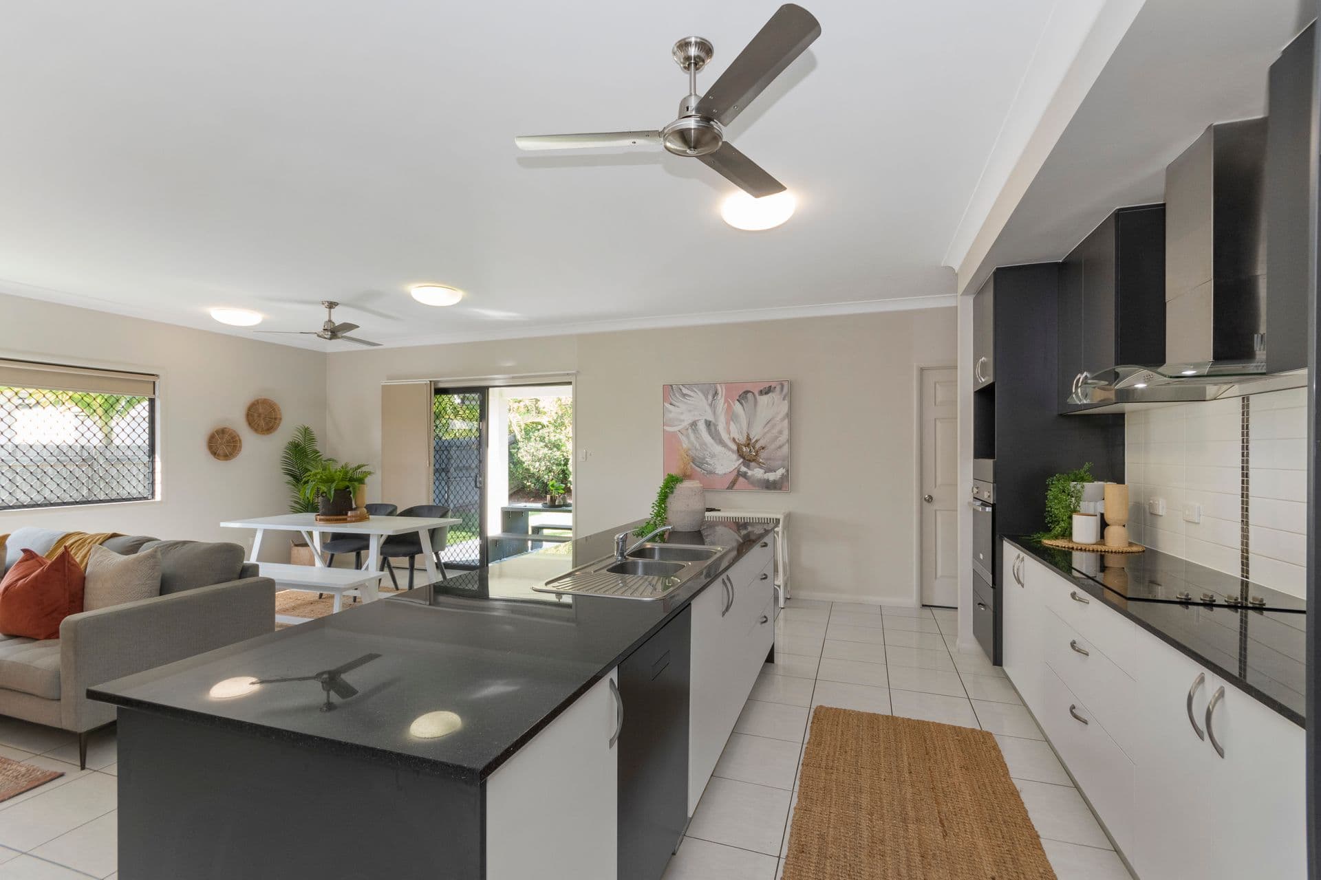21 Broadwater Terrace, Idalia, QLD, 4811, Idalia - Thumbnail 3