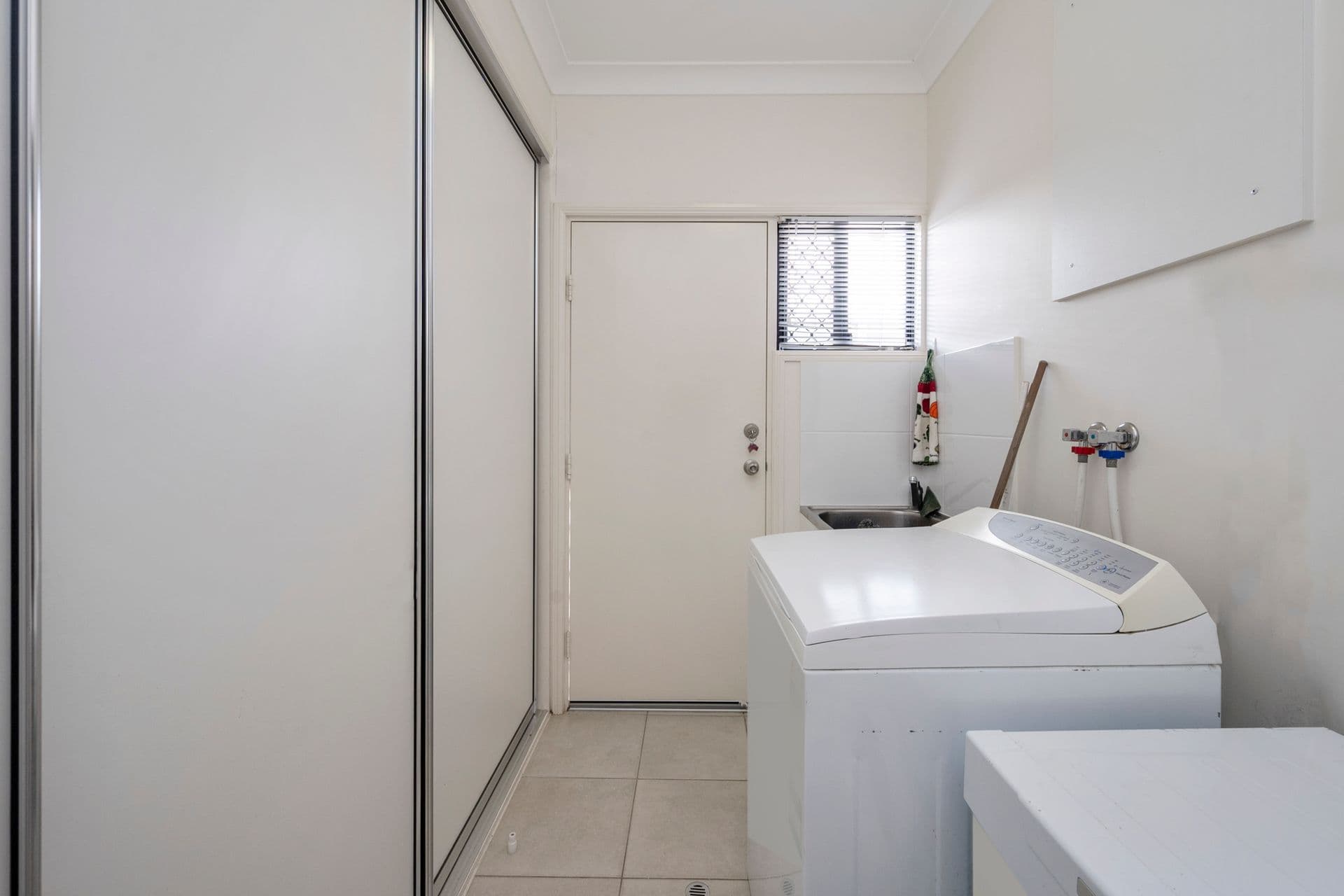 8 Corang Way, Kelso, QLD, 4815, Kelso - Thumbnail 7