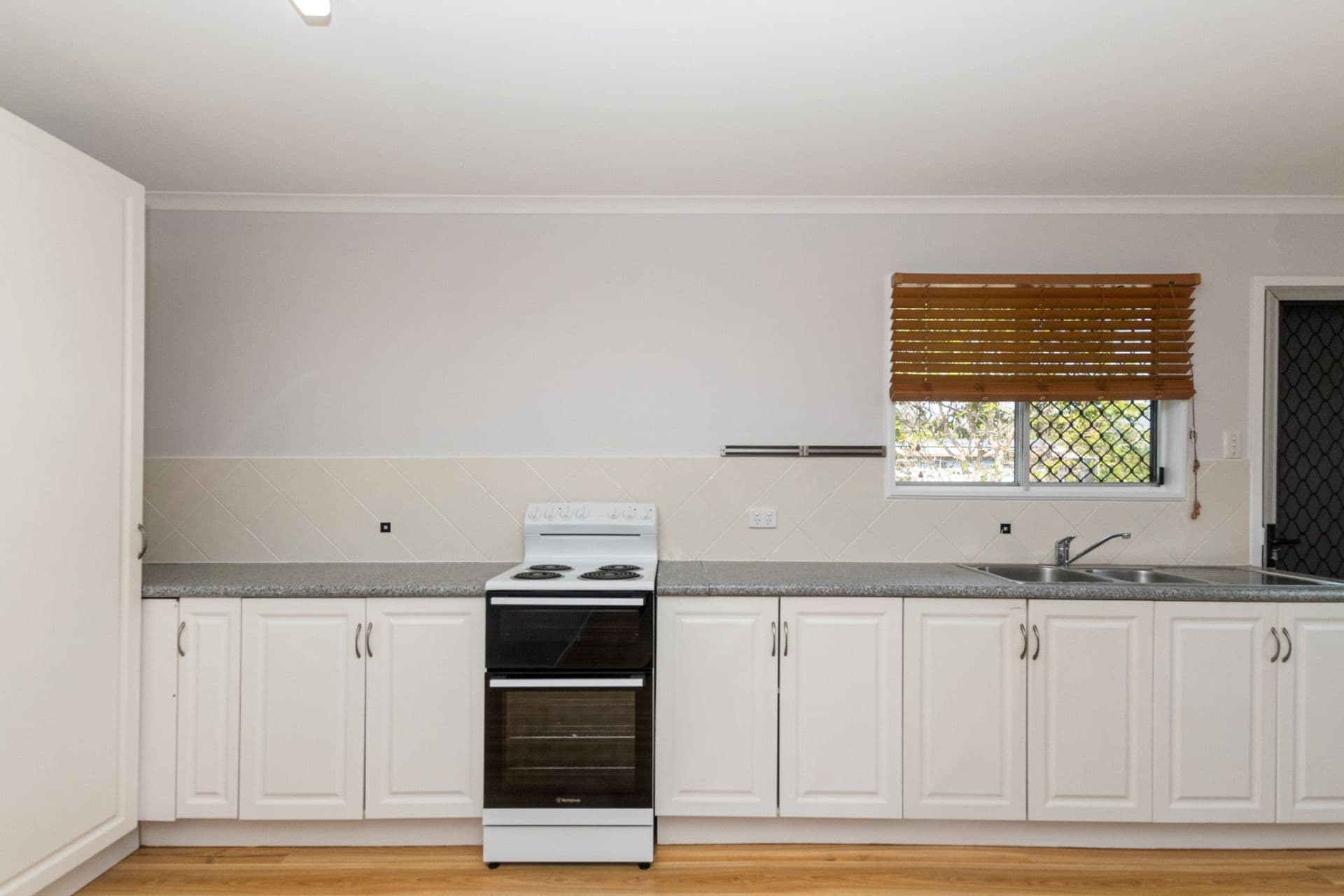 41 South Vickers Road, Condon, QLD, 4815, Condon - Thumbnail 2
