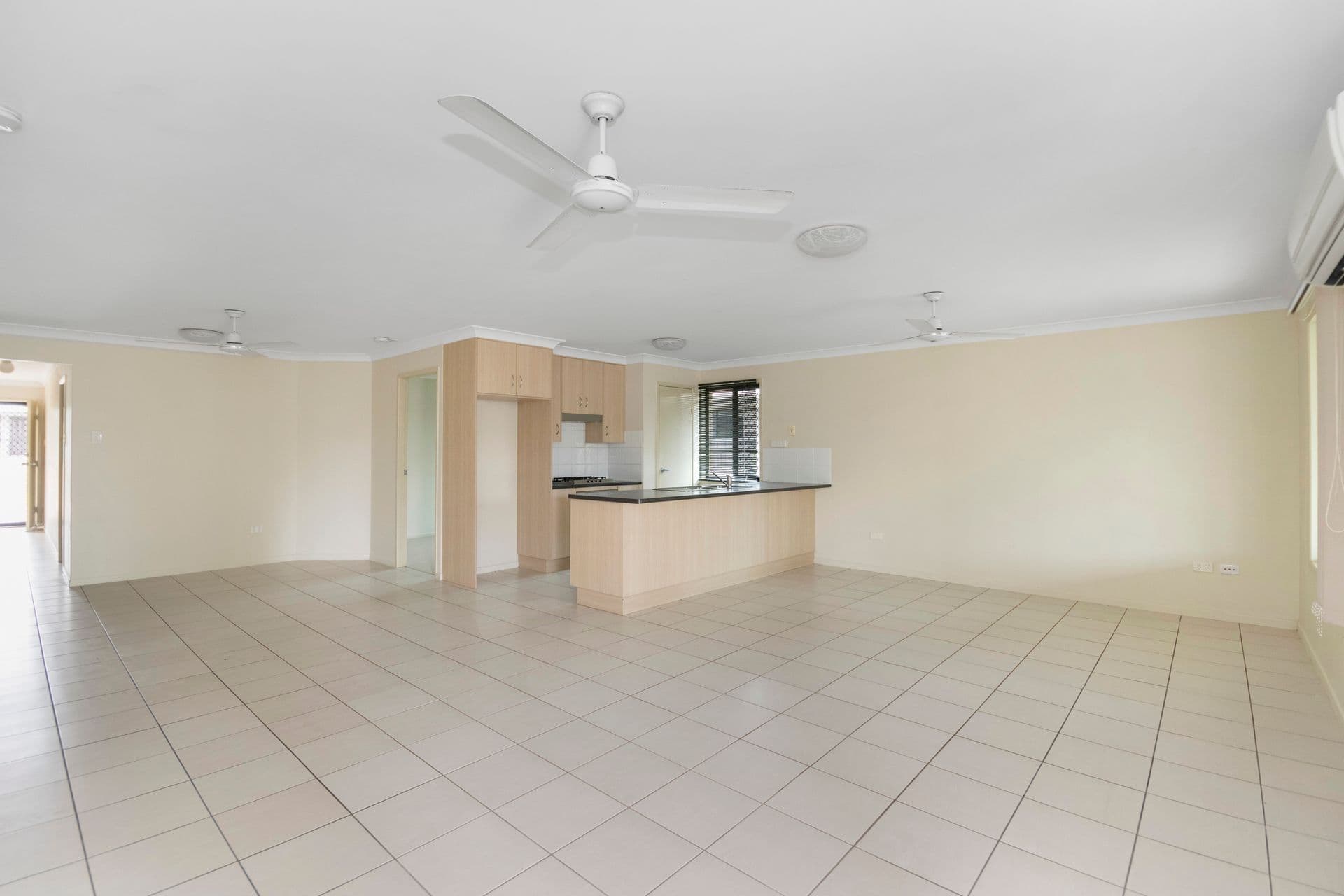 30 Mannikin Way, Bohle Plains, QLD, 4817, Bohle Plains - Thumbnail 3
