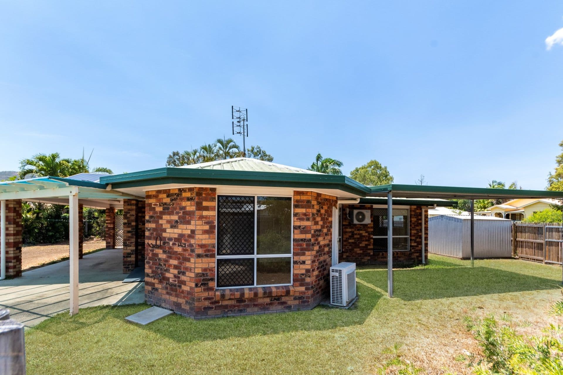 15 Rosewood Avenue, Kelso, QLD, 4815, Kelso - Image 1