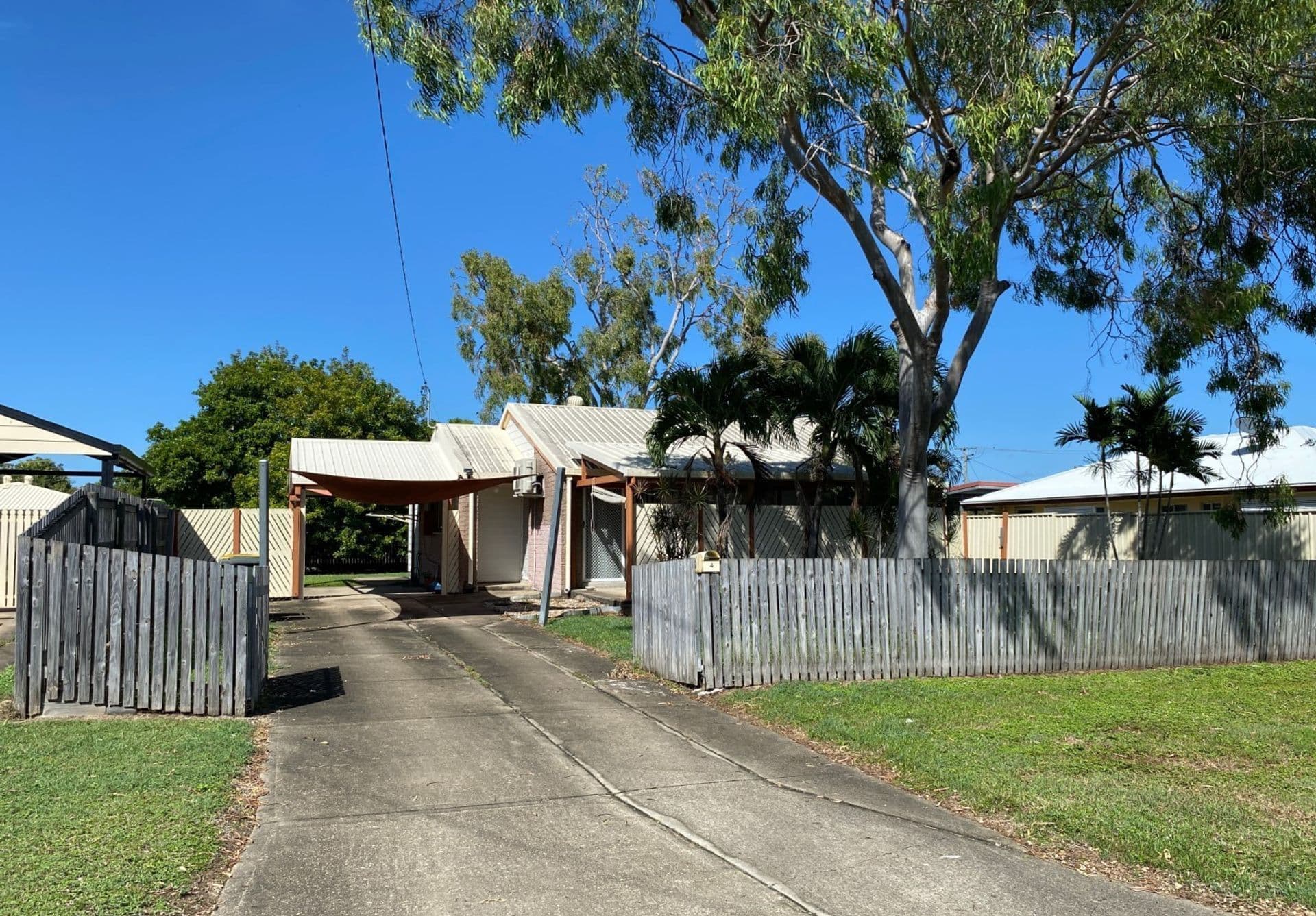 4 Lina Court, Rasmussen, QLD, 4815, Rasmussen - Image 1