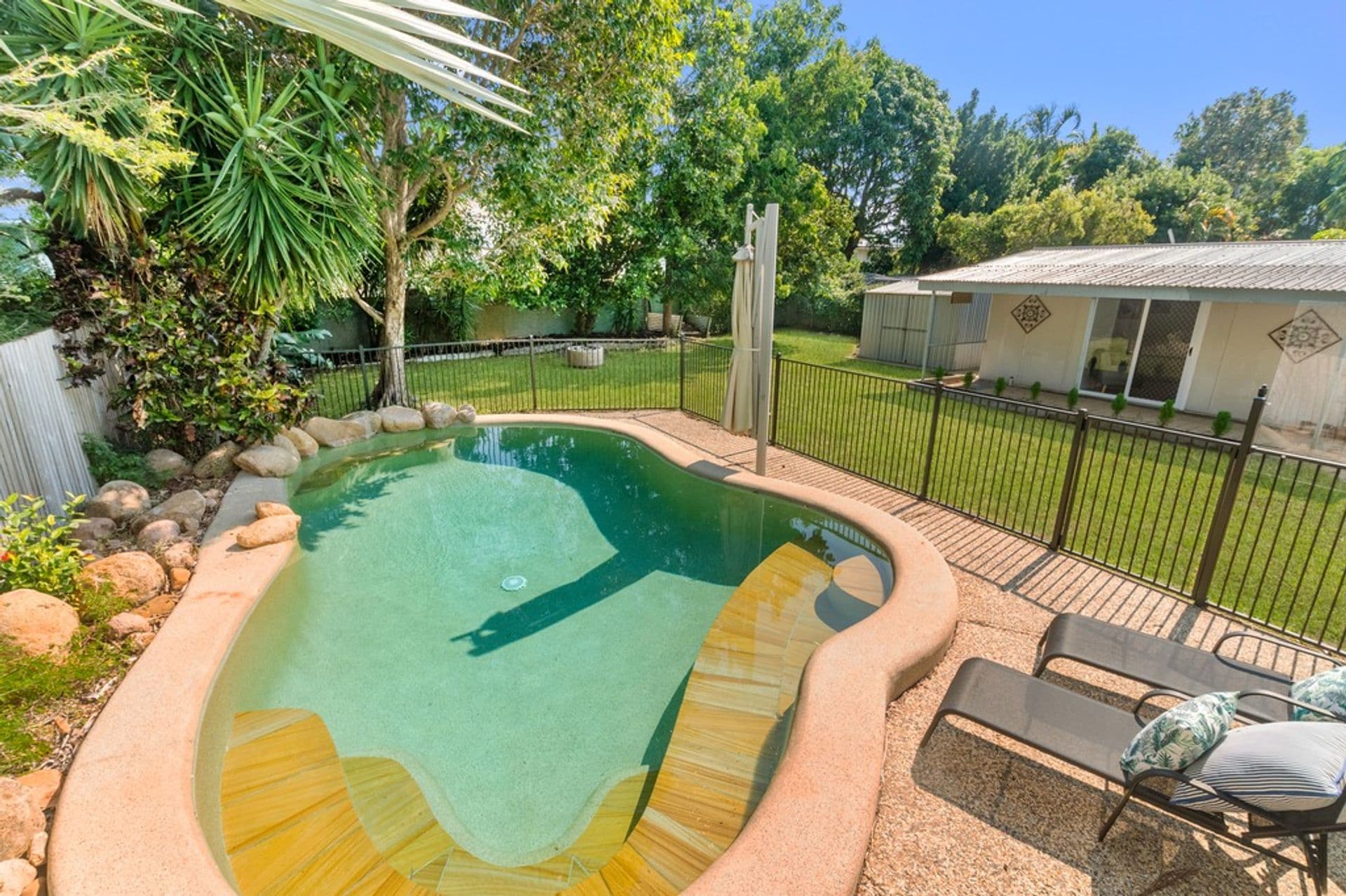 6 Buck Street, Mysterton, QLD, 4812, Mysterton - Thumbnail 2