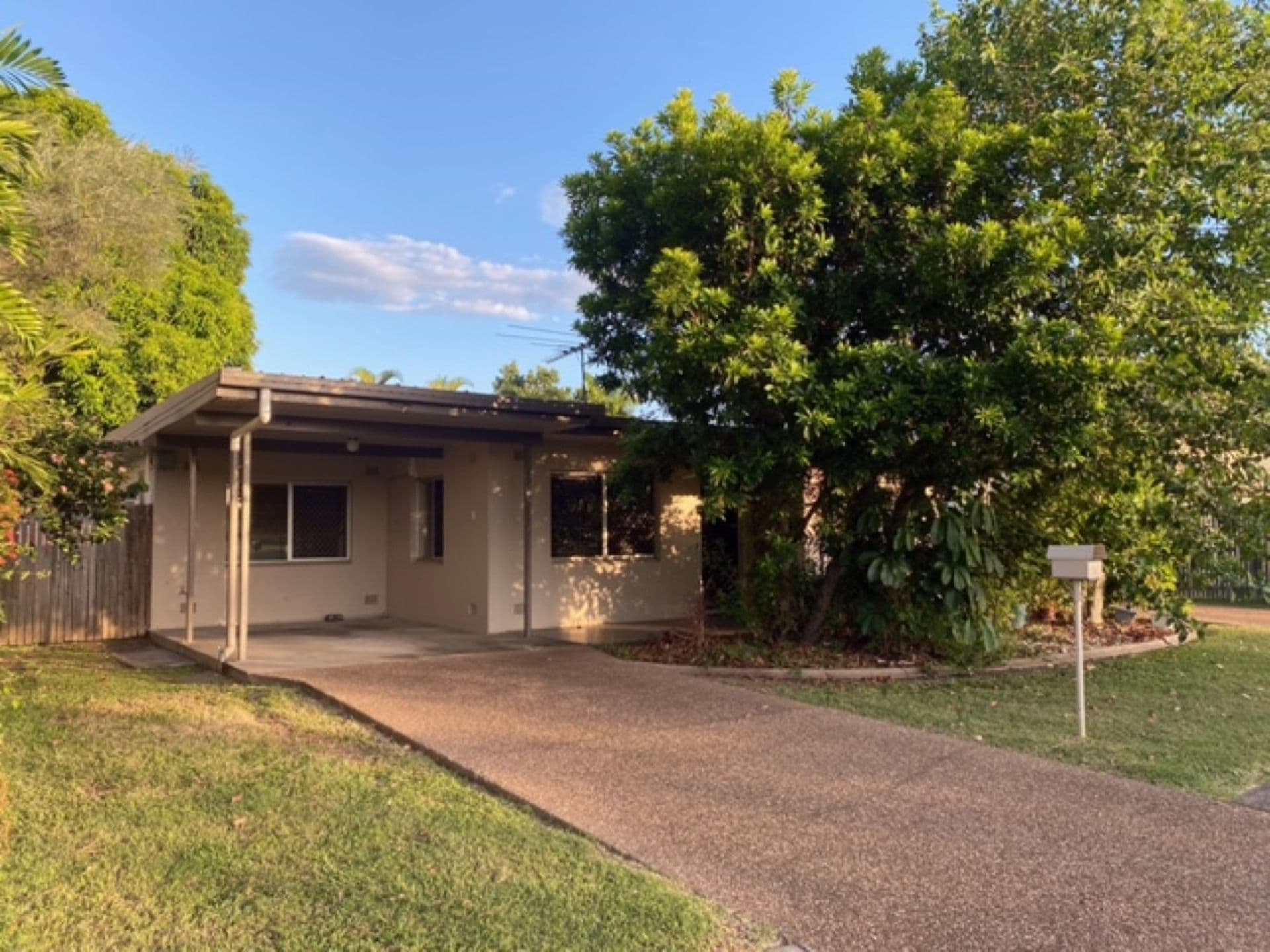 2/50 Bergin Road, Cranbrook, QLD, 4814, Cranbrook - Image 1