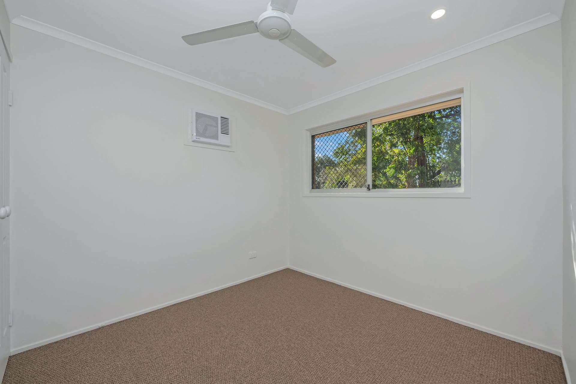 35 Girgenti Avenue, Kelso, QLD, 4815, Kelso - Thumbnail 7
