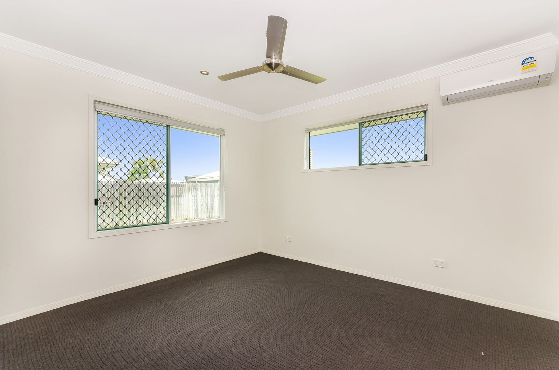 17 Stockton Elbow, Mount Louisa, QLD, 4814, Mount Louisa - Thumbnail 5