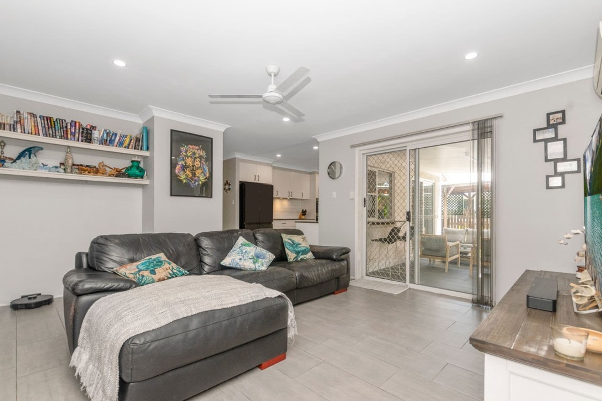 20 Colchester Crescent, Kirwan, QLD, 4817, Kirwan - Thumbnail 5