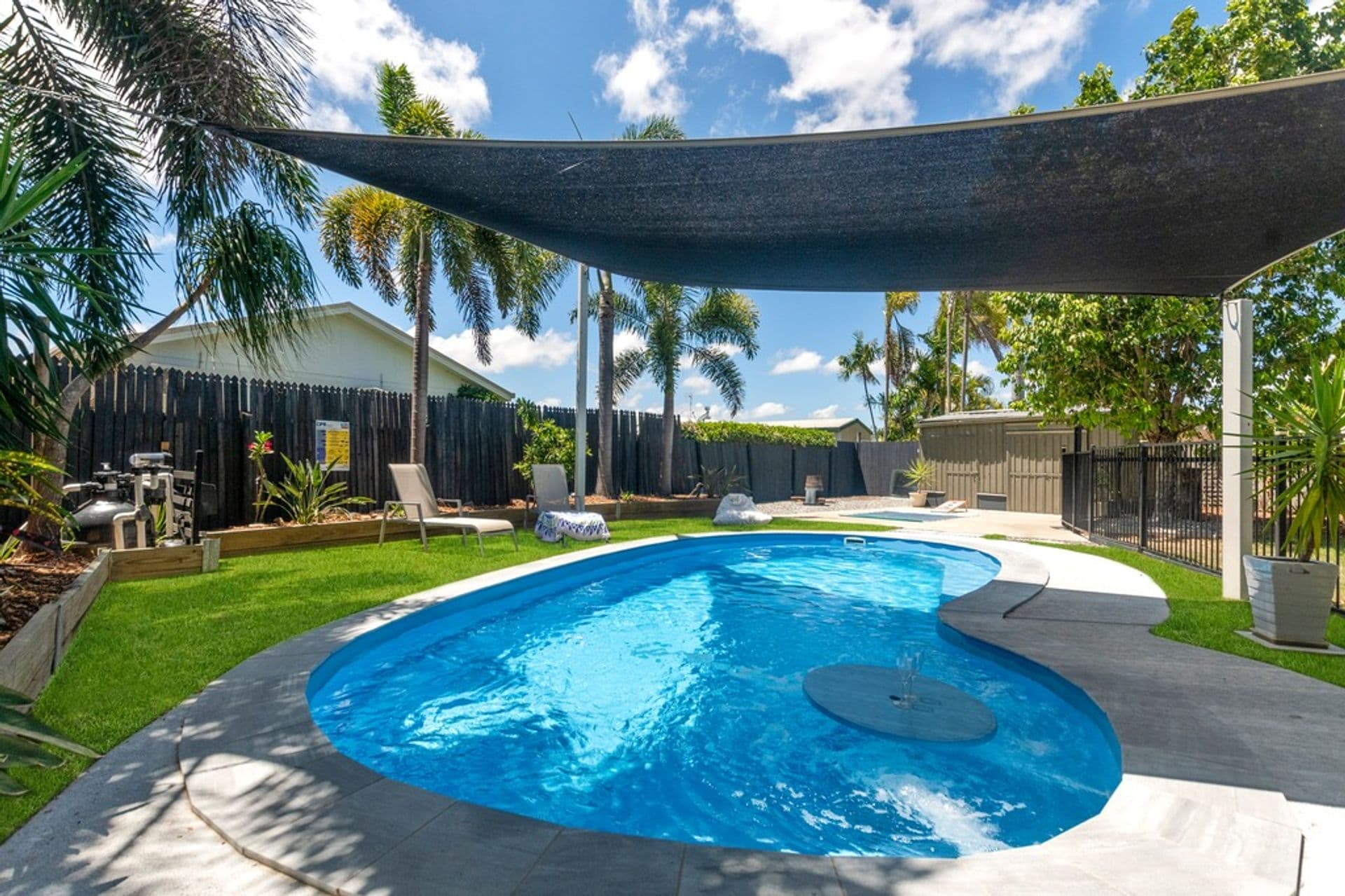 20 Colchester Crescent, Kirwan, QLD, 4817, Kirwan - Thumbnail 2