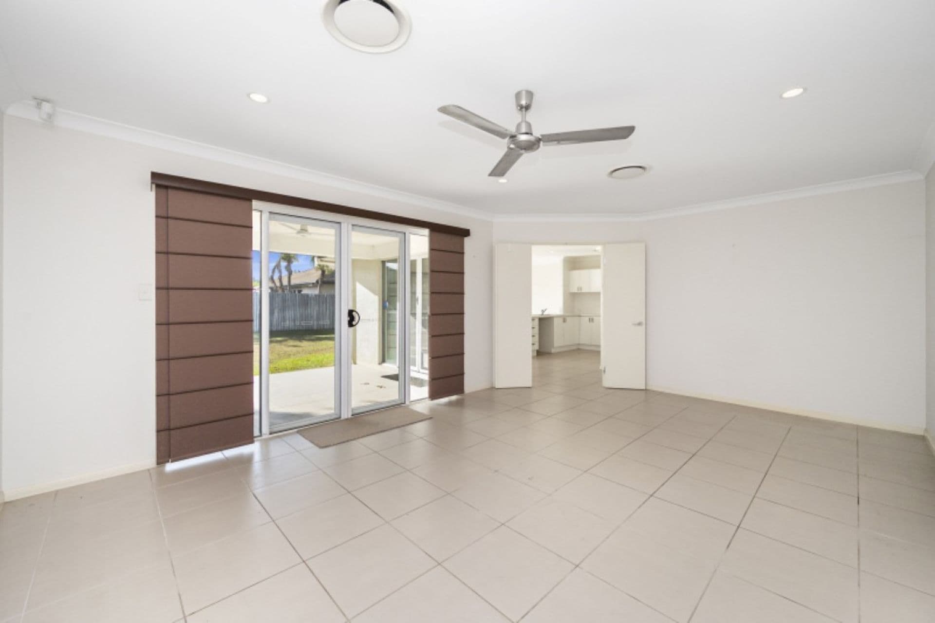 17 Kalynda Parade, Bohle Plains, QLD, 4817, Bohle Plains - Thumbnail 3