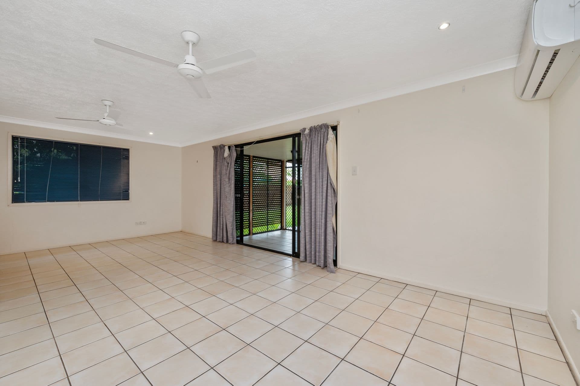 3 Monet Close, Kirwan, QLD, 4817, Kirwan - Thumbnail 3