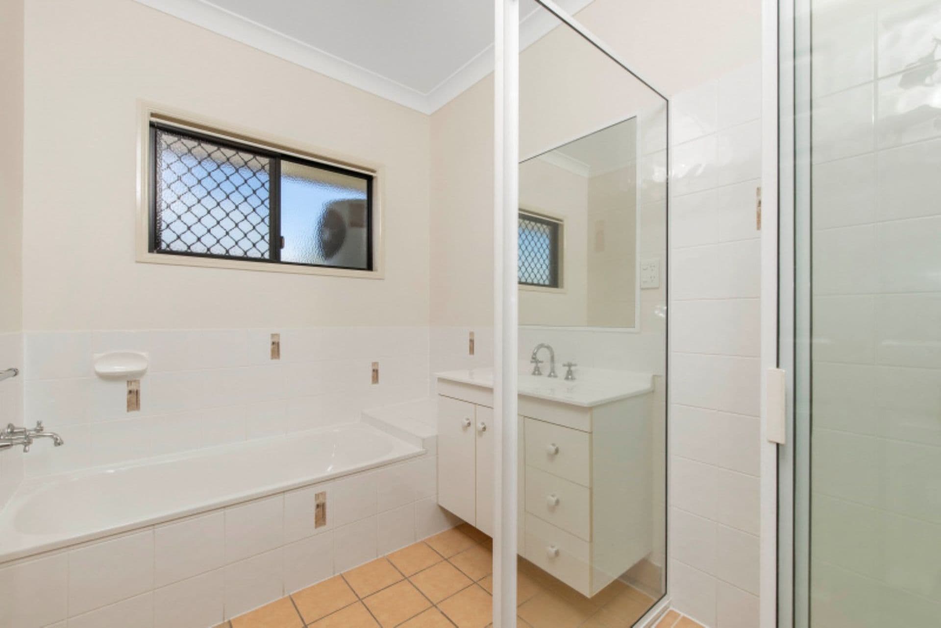 8 Sandys Place, Kirwan, QLD, 4817, Kirwan - Thumbnail 6