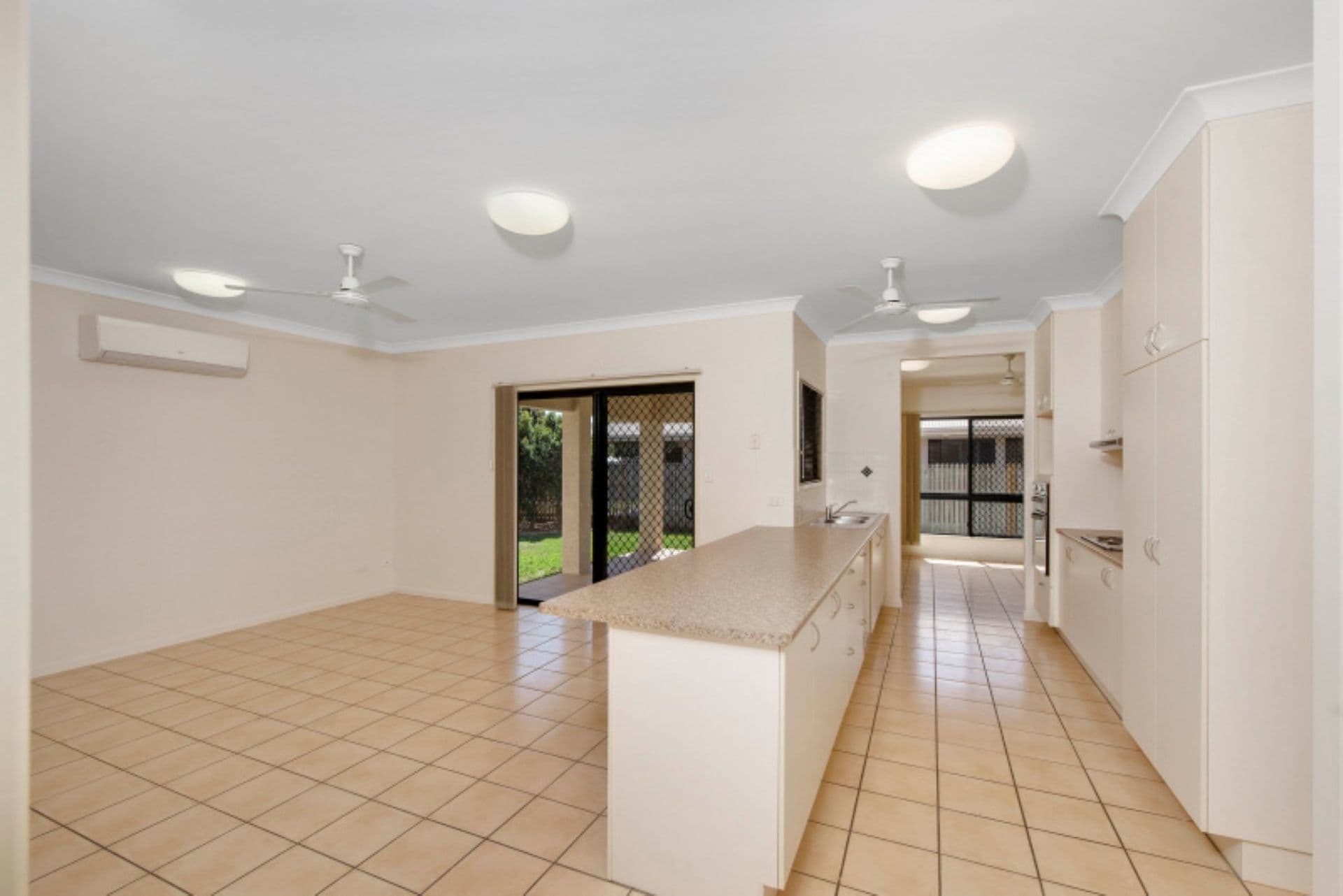 8 Sandys Place, Kirwan, QLD, 4817, Kirwan - Thumbnail 2