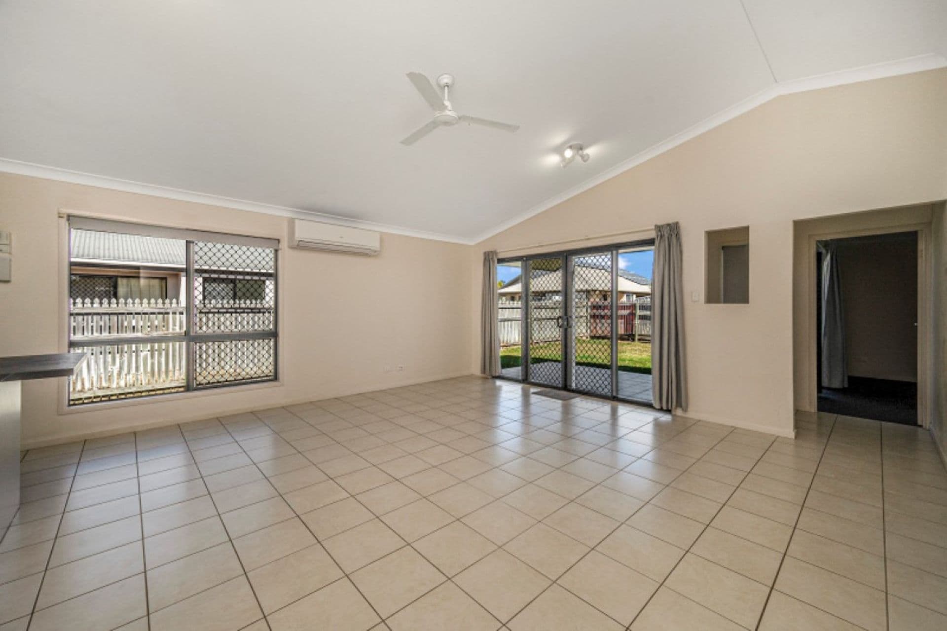 4 Romboli Court, Burdell, QLD, 4818, Burdell - Thumbnail 3