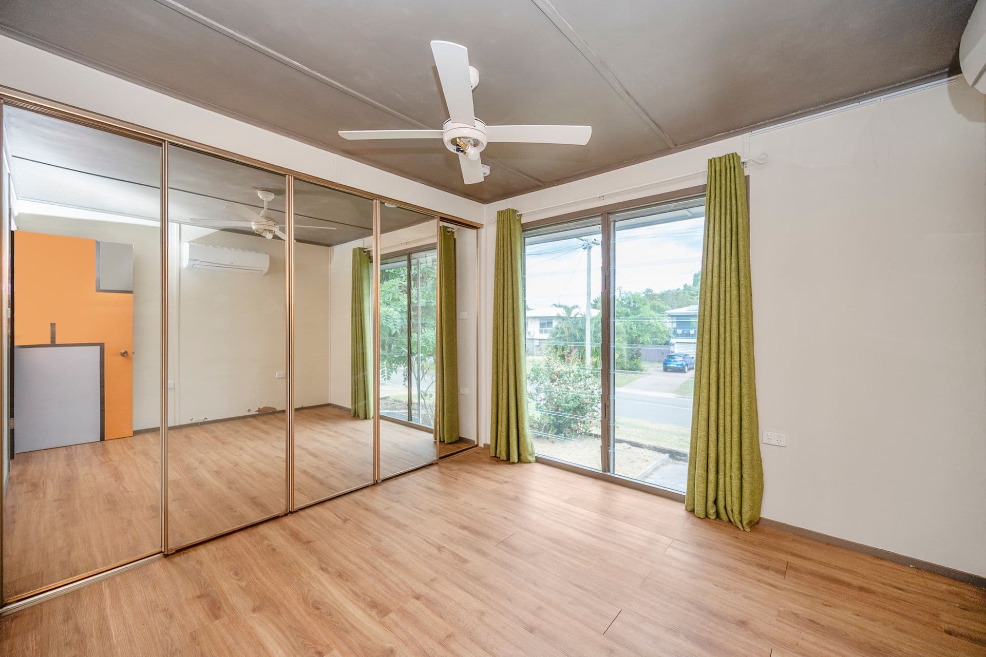 19 Hutchins Street, Heatley, QLD, 4814, Heatley - Thumbnail 8