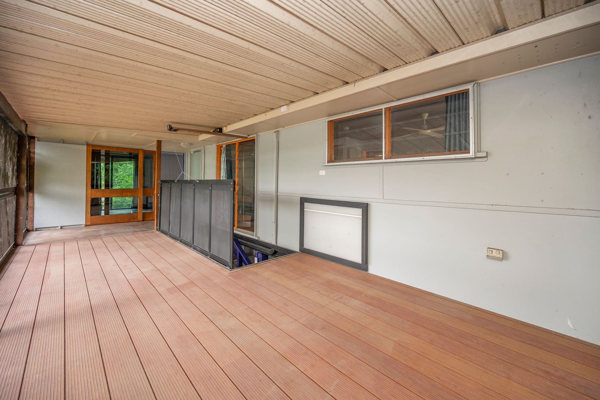 19 Hutchins Street, Heatley, QLD, 4814, Heatley - Thumbnail 5