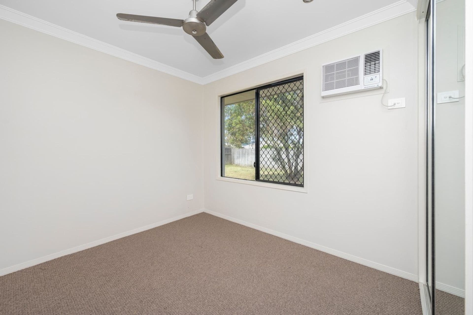 28 Franklin Drive, Mount Louisa, QLD, 4814, Mount Louisa - Thumbnail 8